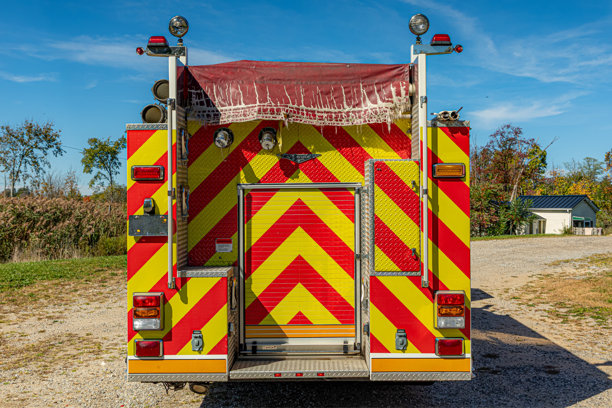 2005 Pierce Contender Pumper - image 3
