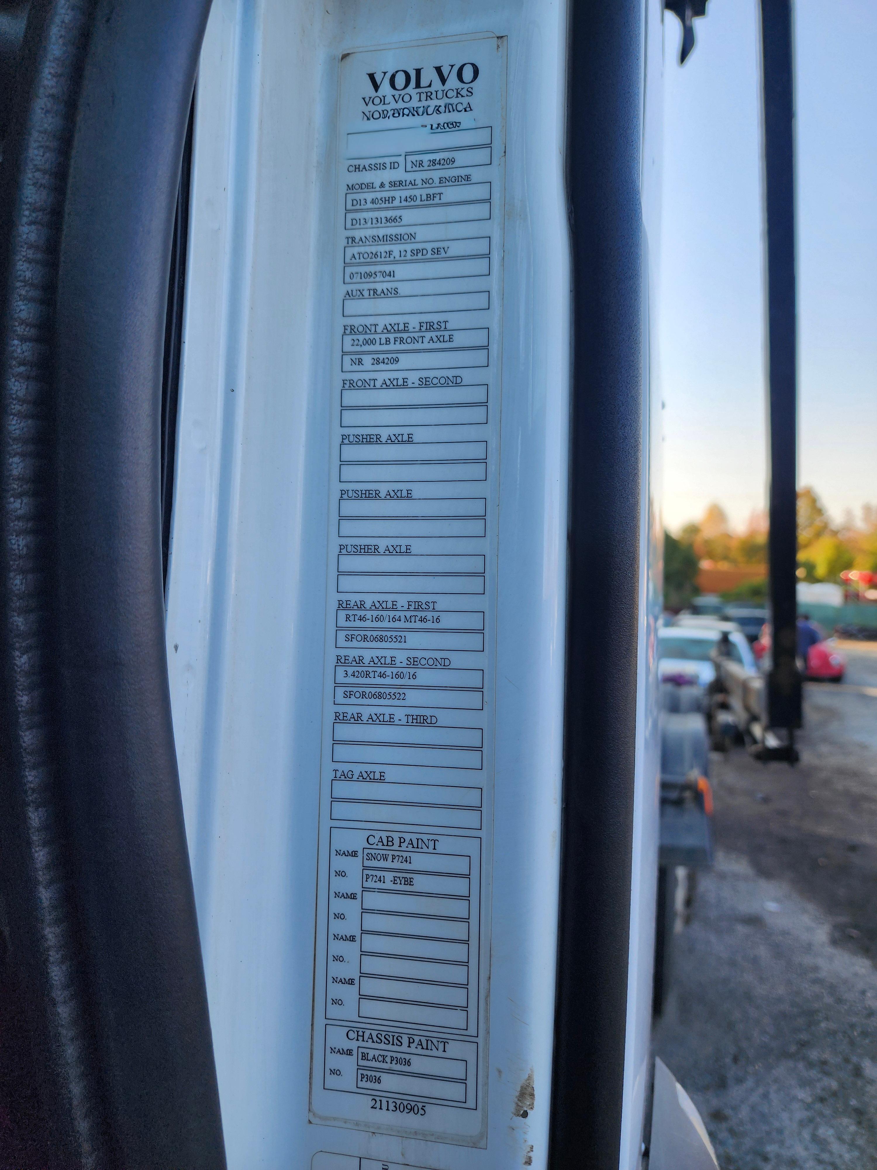 2022 Volvo Galfab Roll-Off - image 19