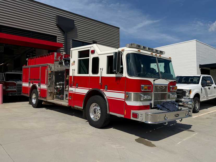 2011 Pierce Contender Pumper
