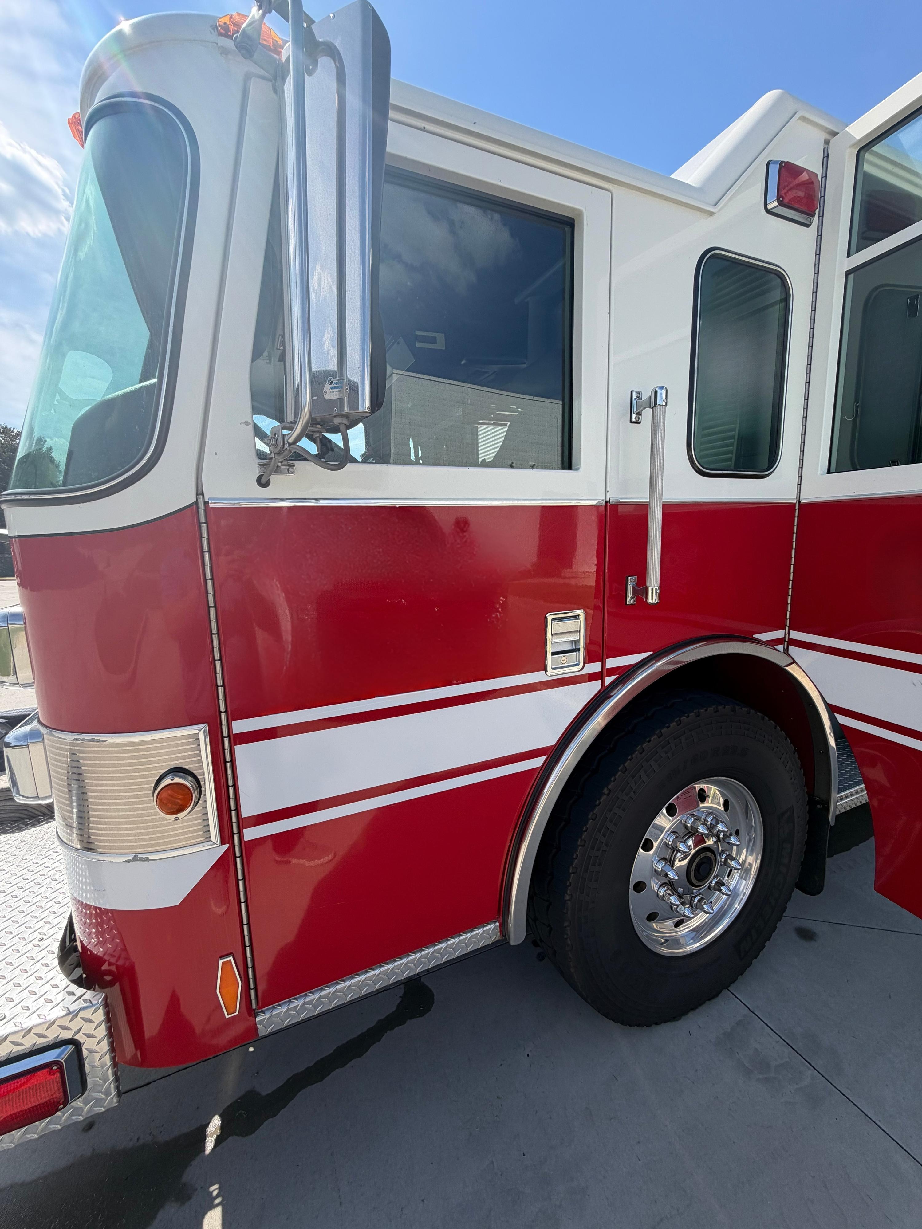 2011 Pierce Contender Pumper - image 7