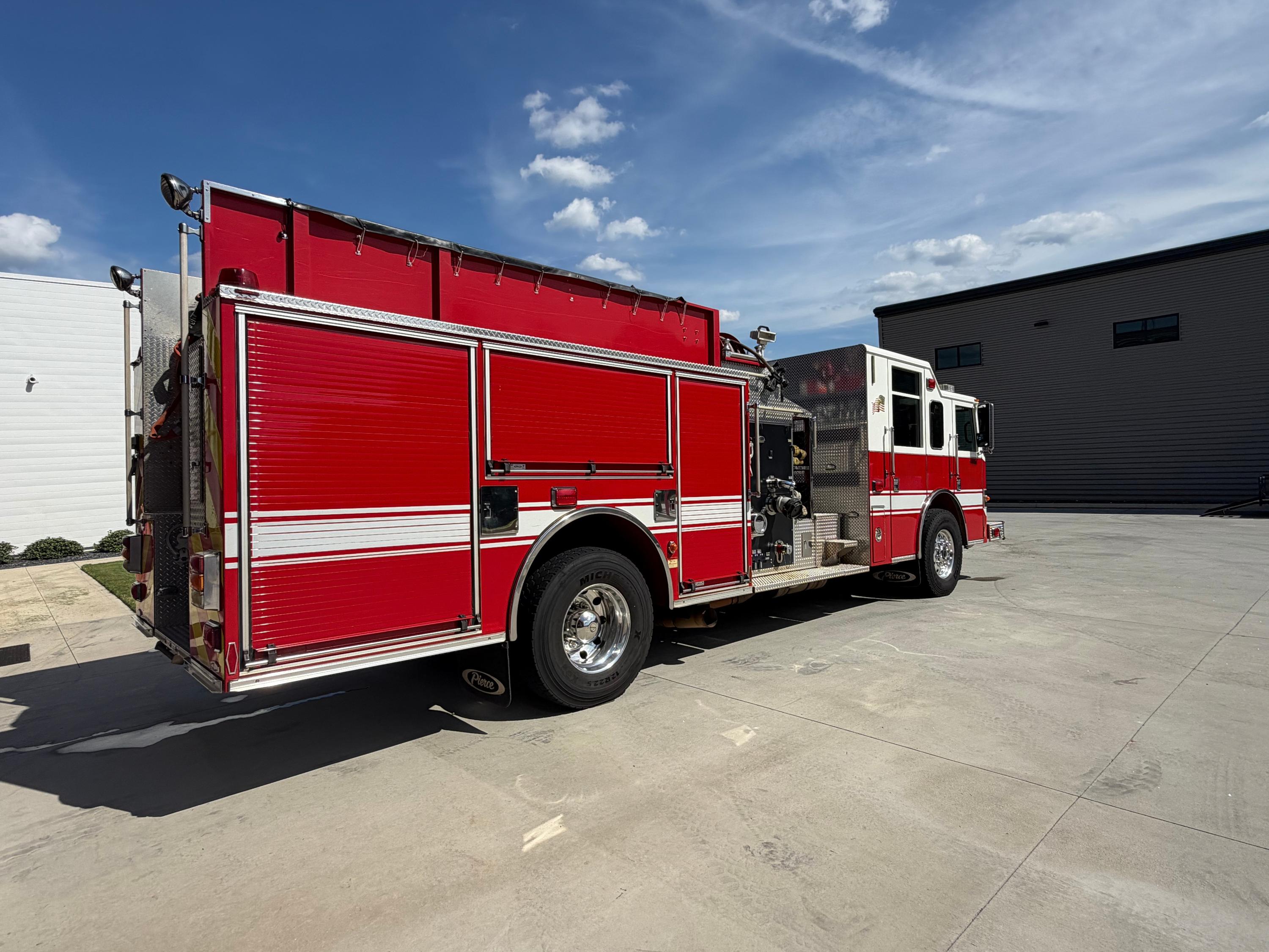 2011 Pierce Contender Pumper - image 11