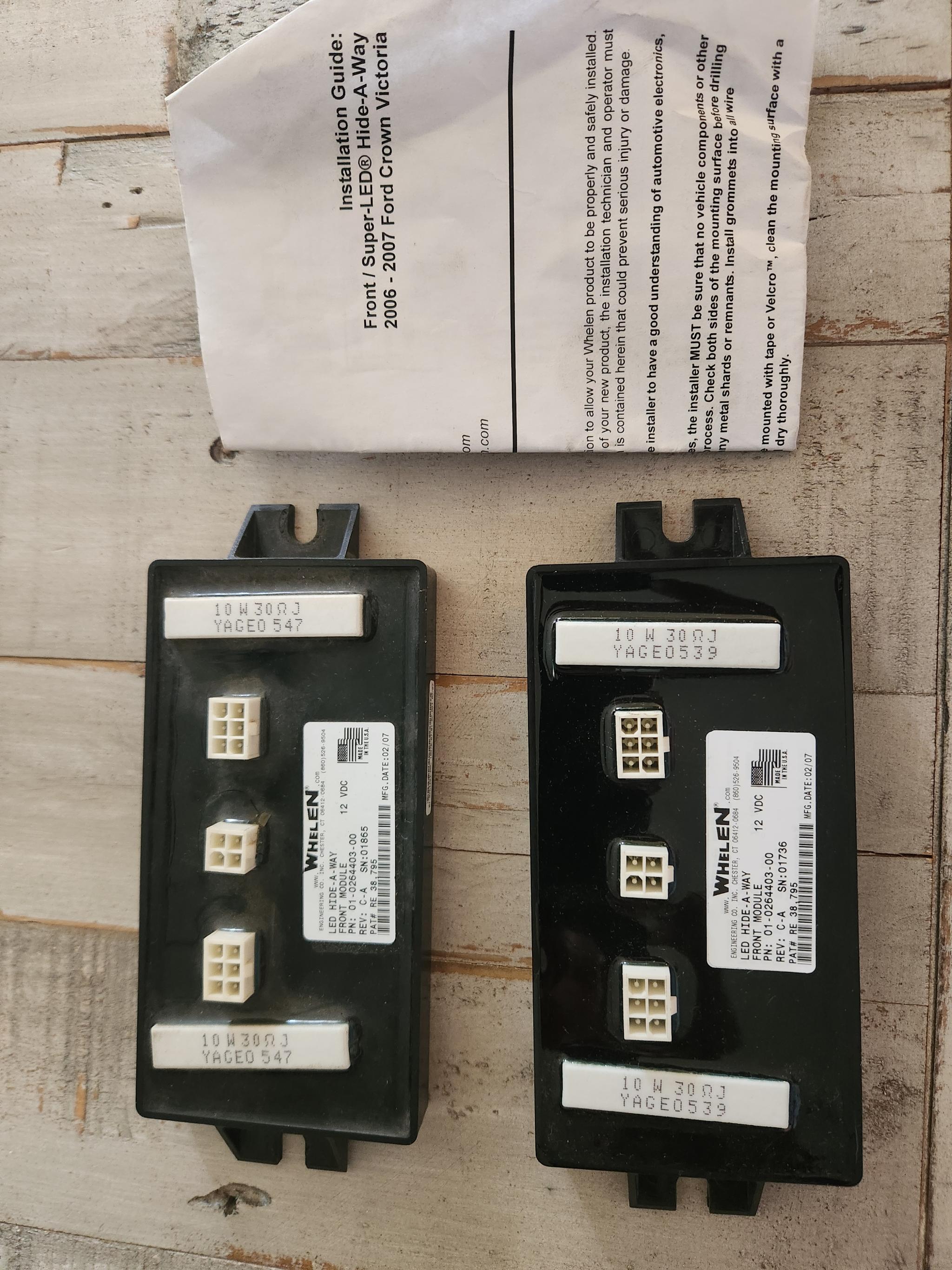Whelen led flasher lot of 2 - image 1