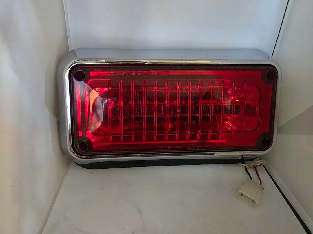 Code 3 prizim 3x7 light head