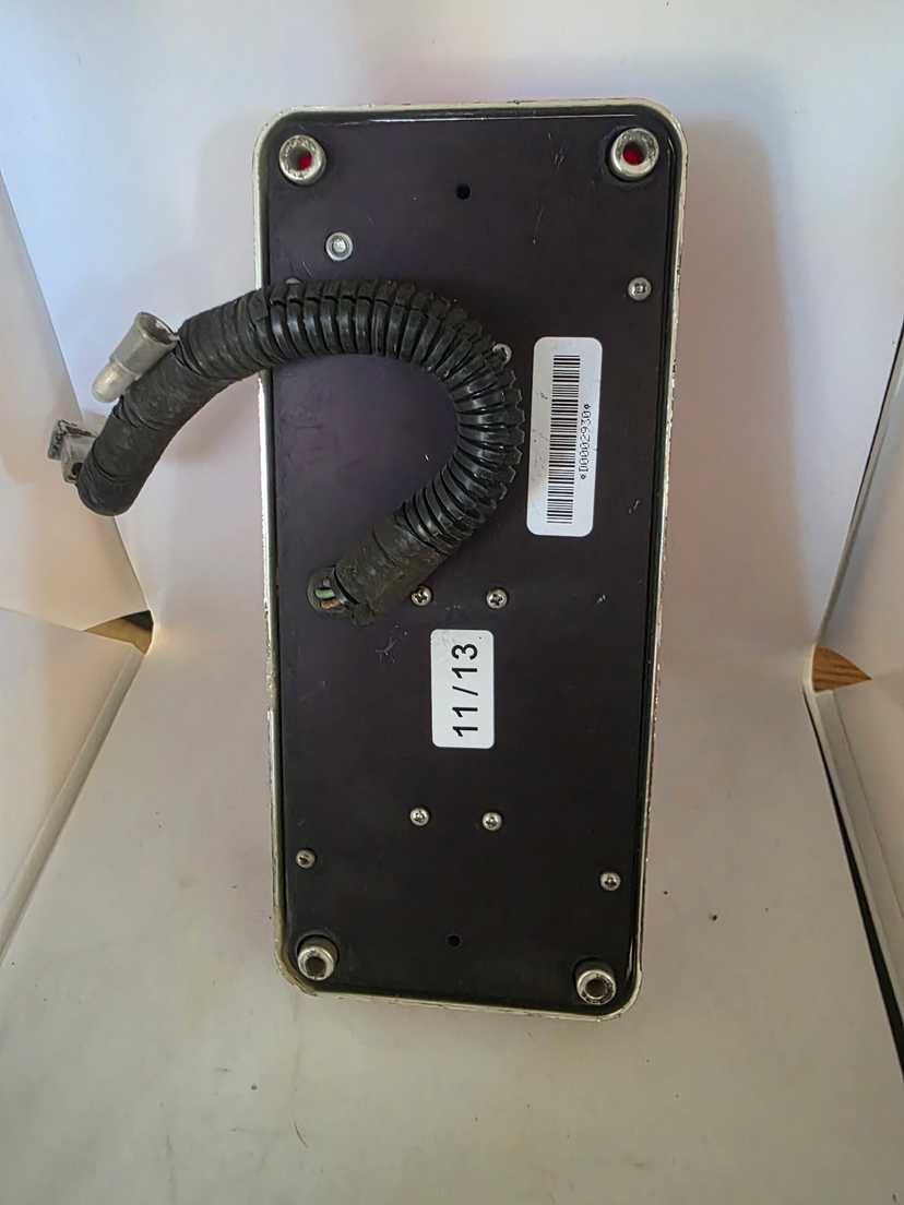 Code 3 red led light used working — photo 6