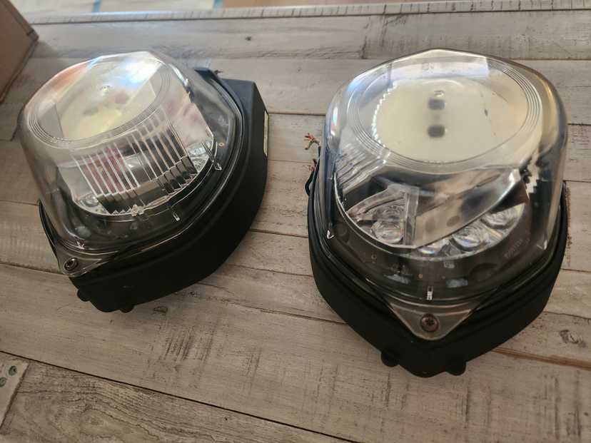Federal Signal VSLR Beacons — photo 5