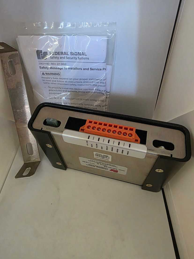 Federal signal controller signal master — photo 2