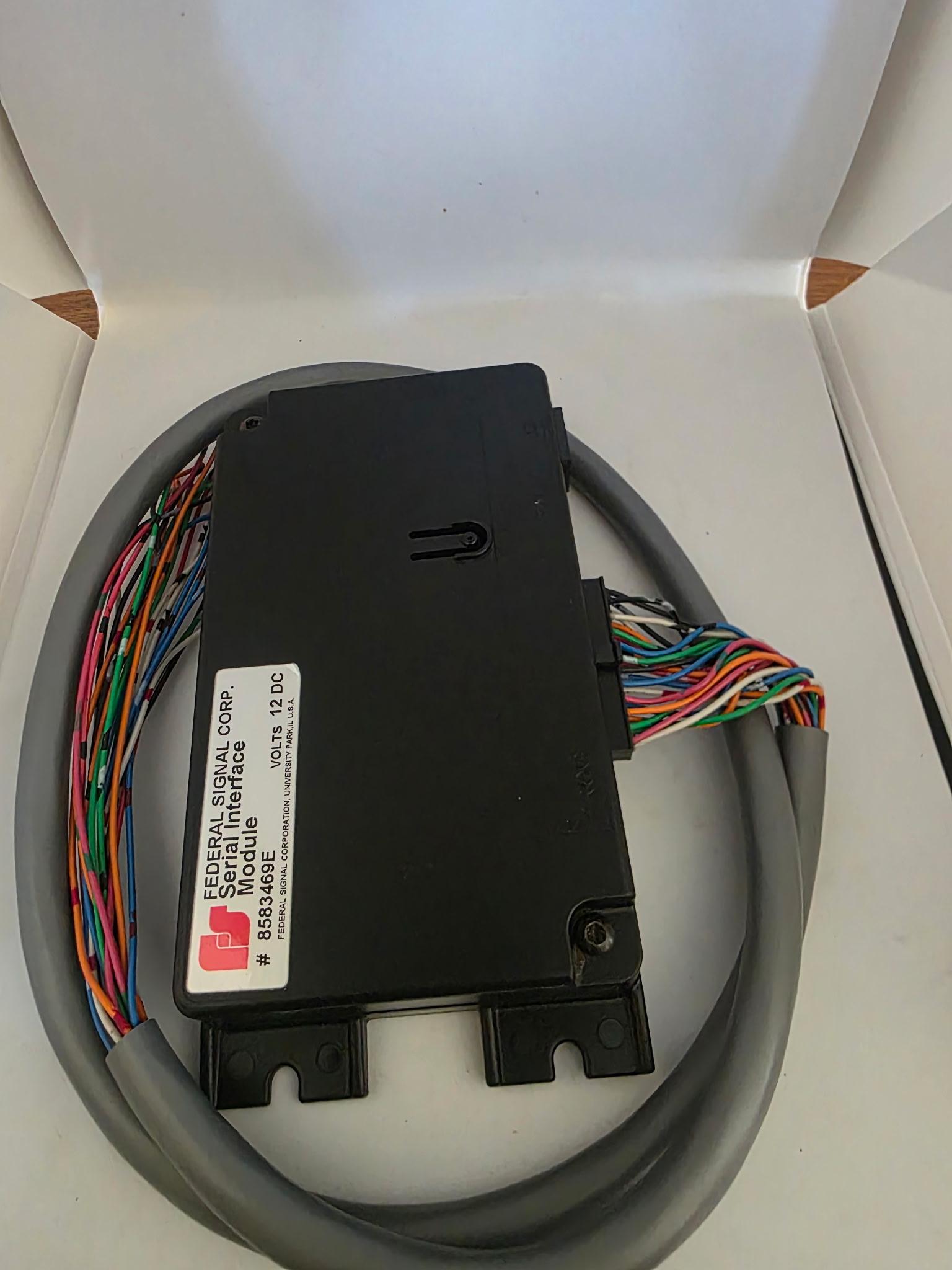 Federal signal serial interface - image 2
