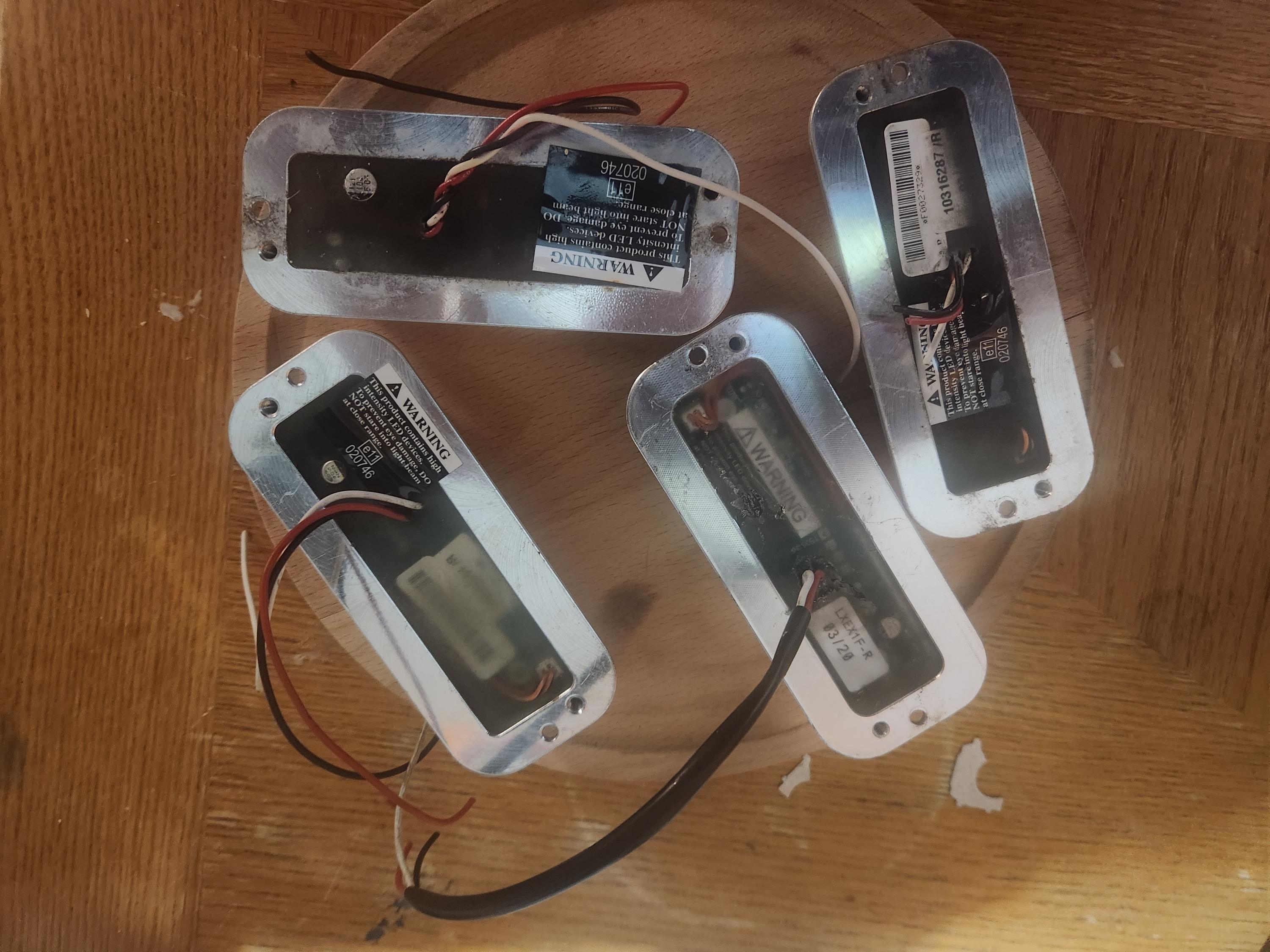 Lot of 4 red code 3 ledx lightheads - image 2