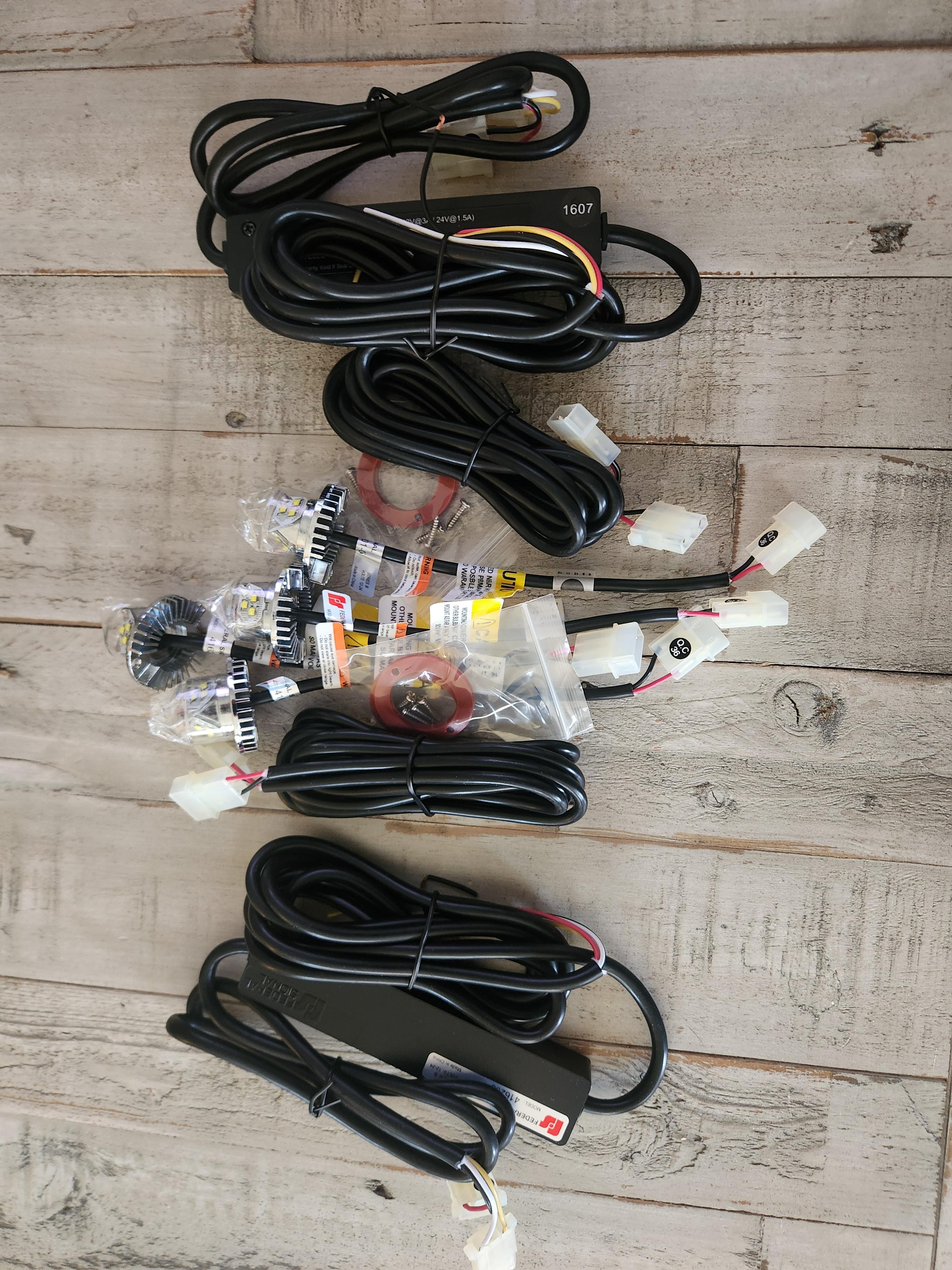 New old stock Federal signal led light heads - image 5