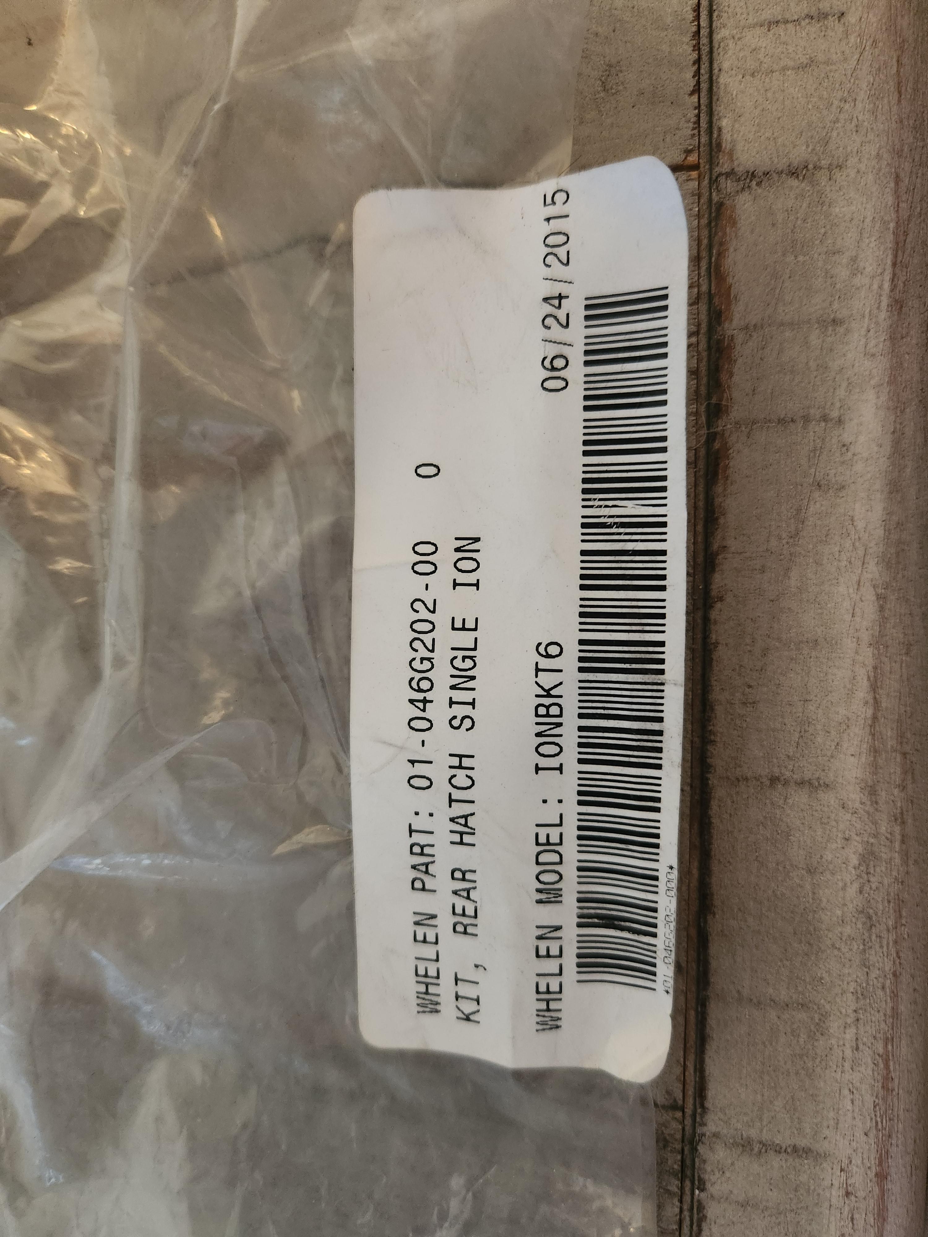 New old stock whelen parts - image 5