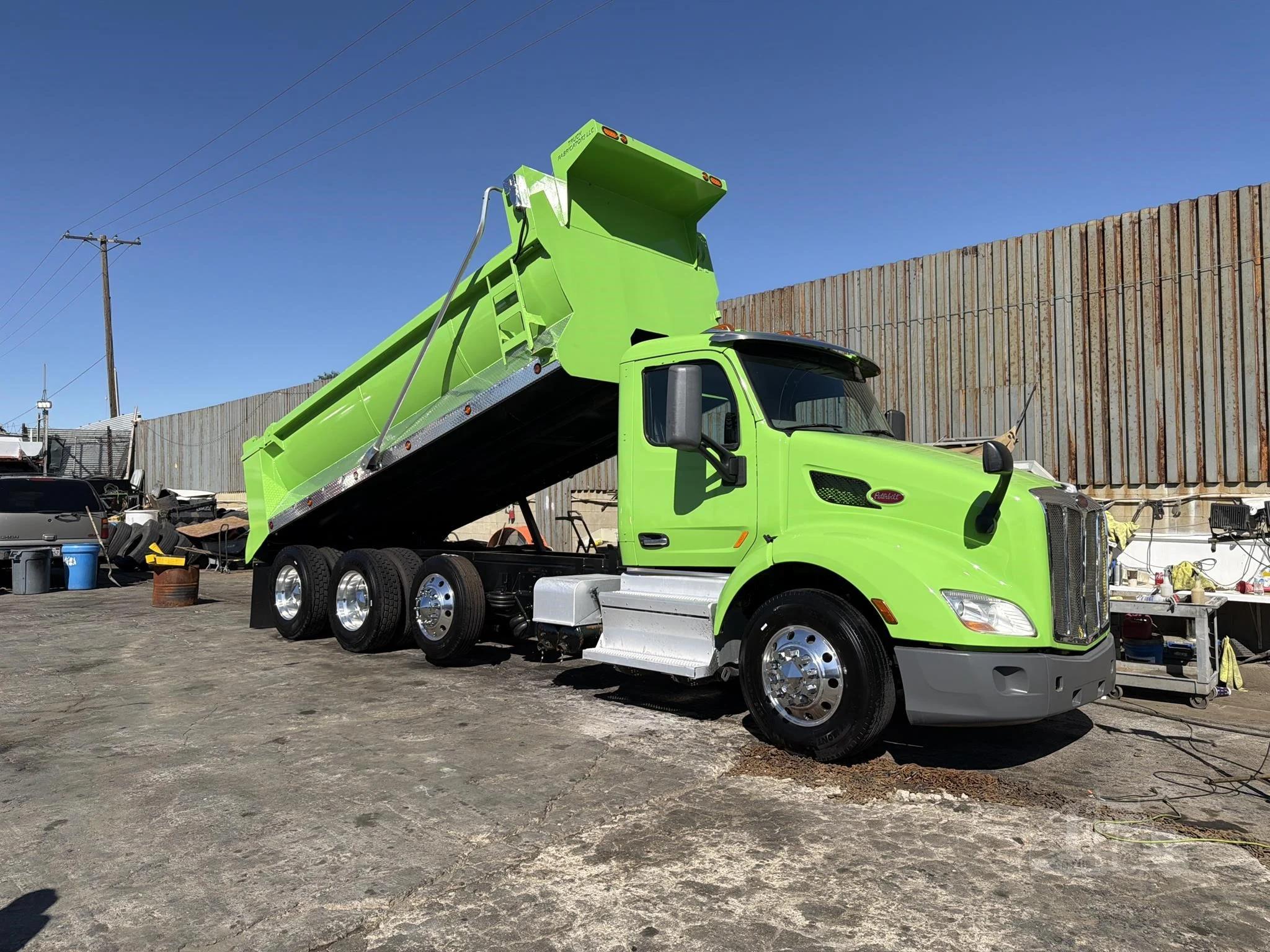 2020 Peterbilt 579 Dump Truck - image 5