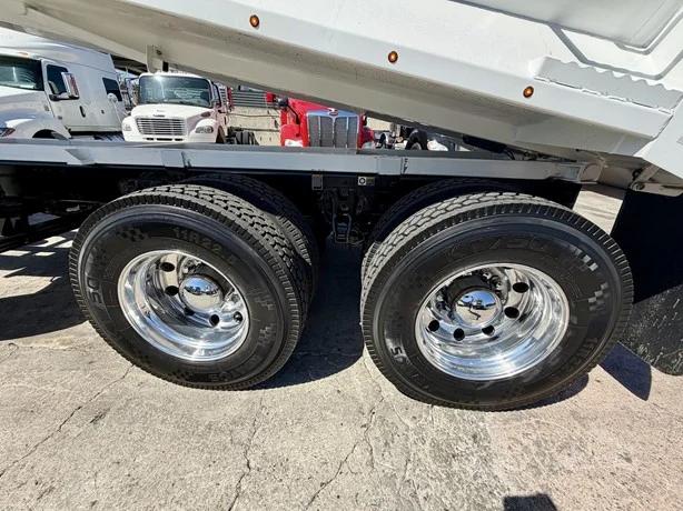 2021 Peterbilt 348 Dump Truck - image 23