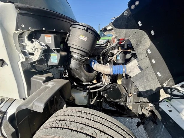 2020 Freightliner Galbreath Roll-Off - image 12