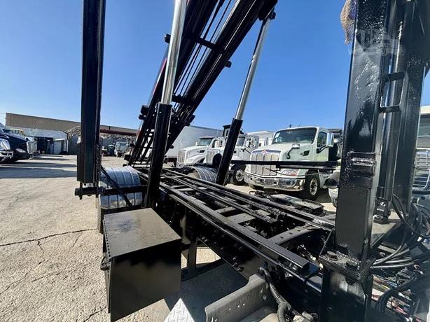 2020 Freightliner Galbreath Roll-Off - image 17