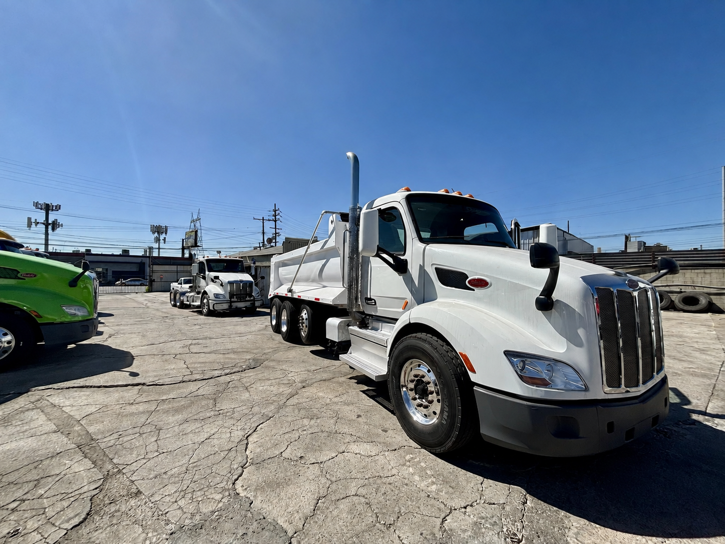 2018 Peterbilt 579 Dump Truck - image 4