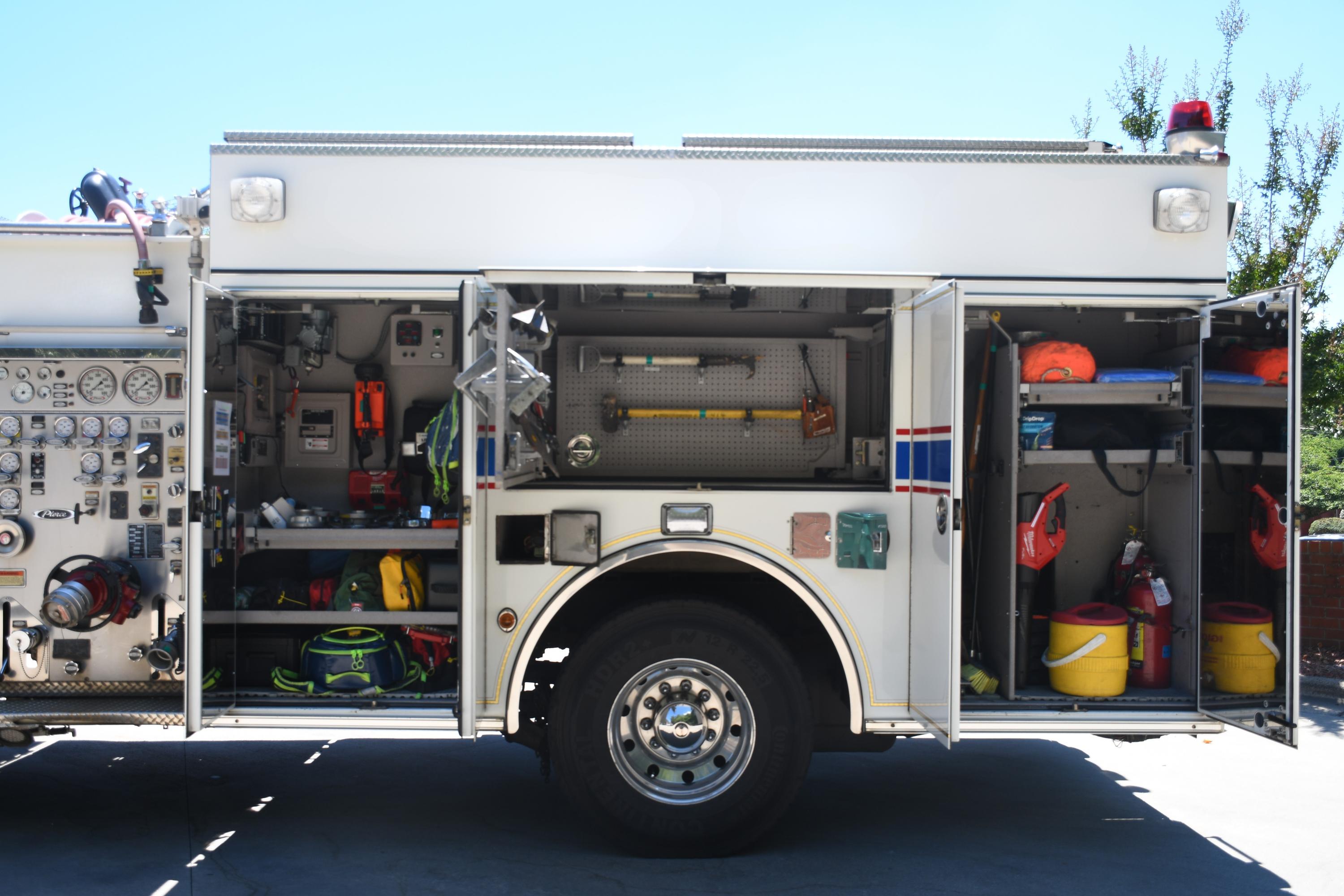 2004 Pierce Arrow XT Pumper - image 9