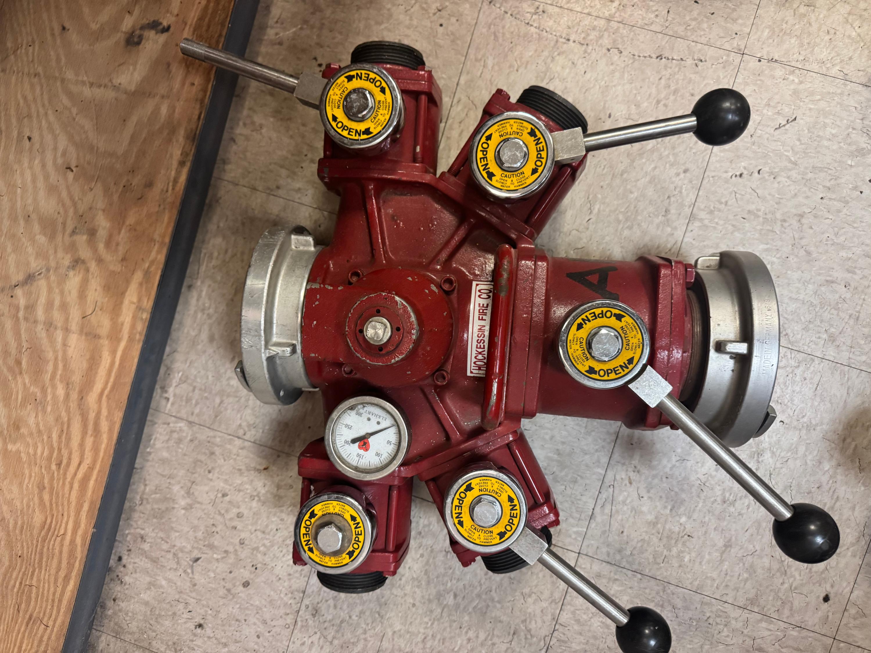 Water Manifold - image 4