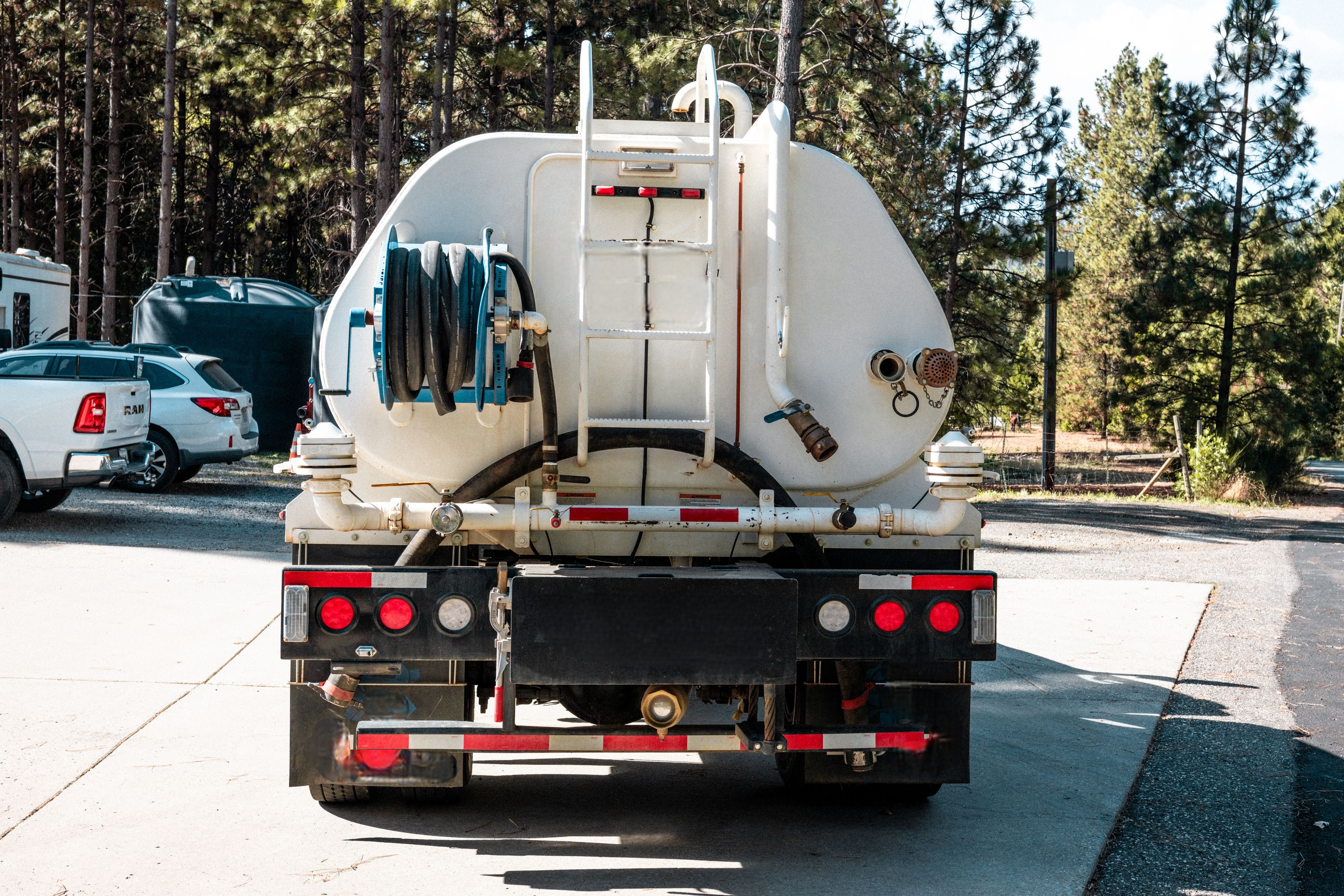 2023 Ford Tanker - image 28