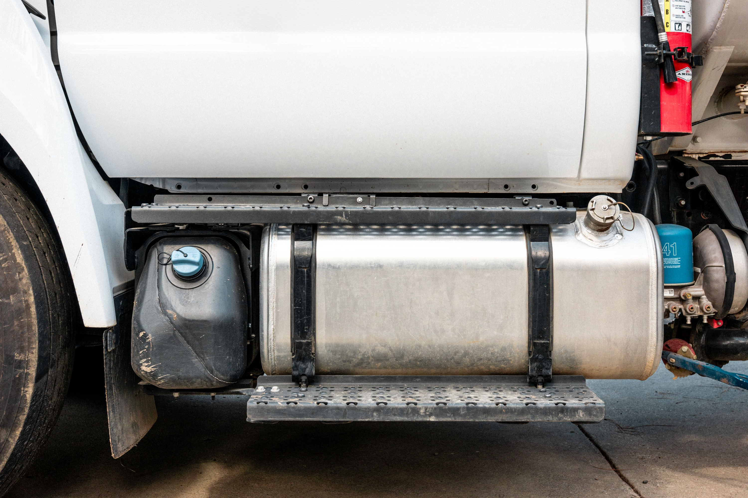 2023 Ford Tanker - image 23