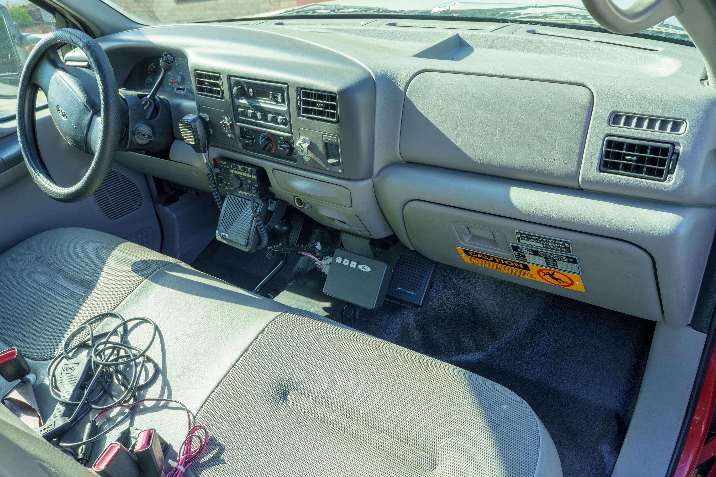 2000 Ford F-550 4x4 Brush Truck - image 91