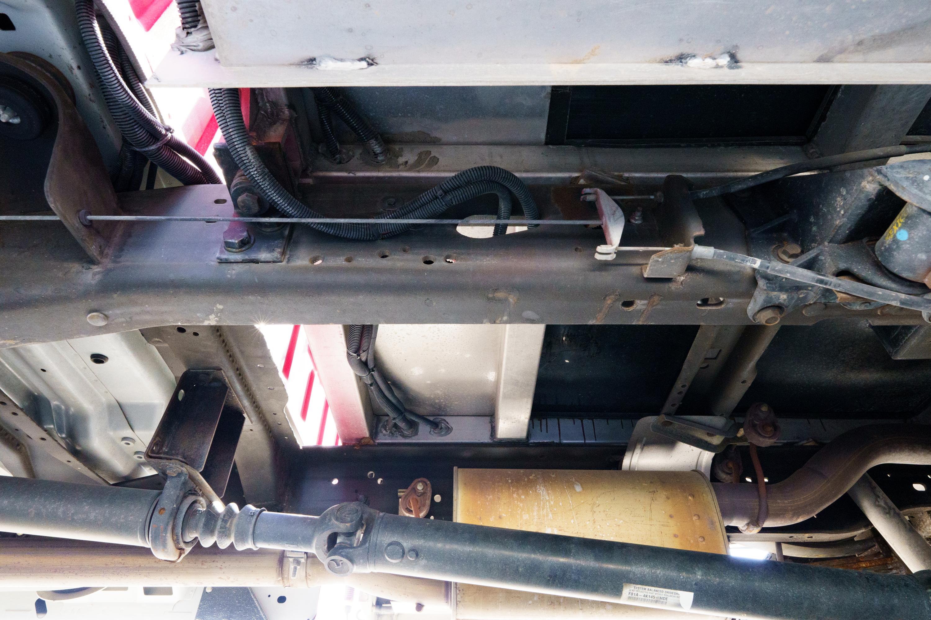 2000 Ford F-550 4x4 Brush Truck - image 114