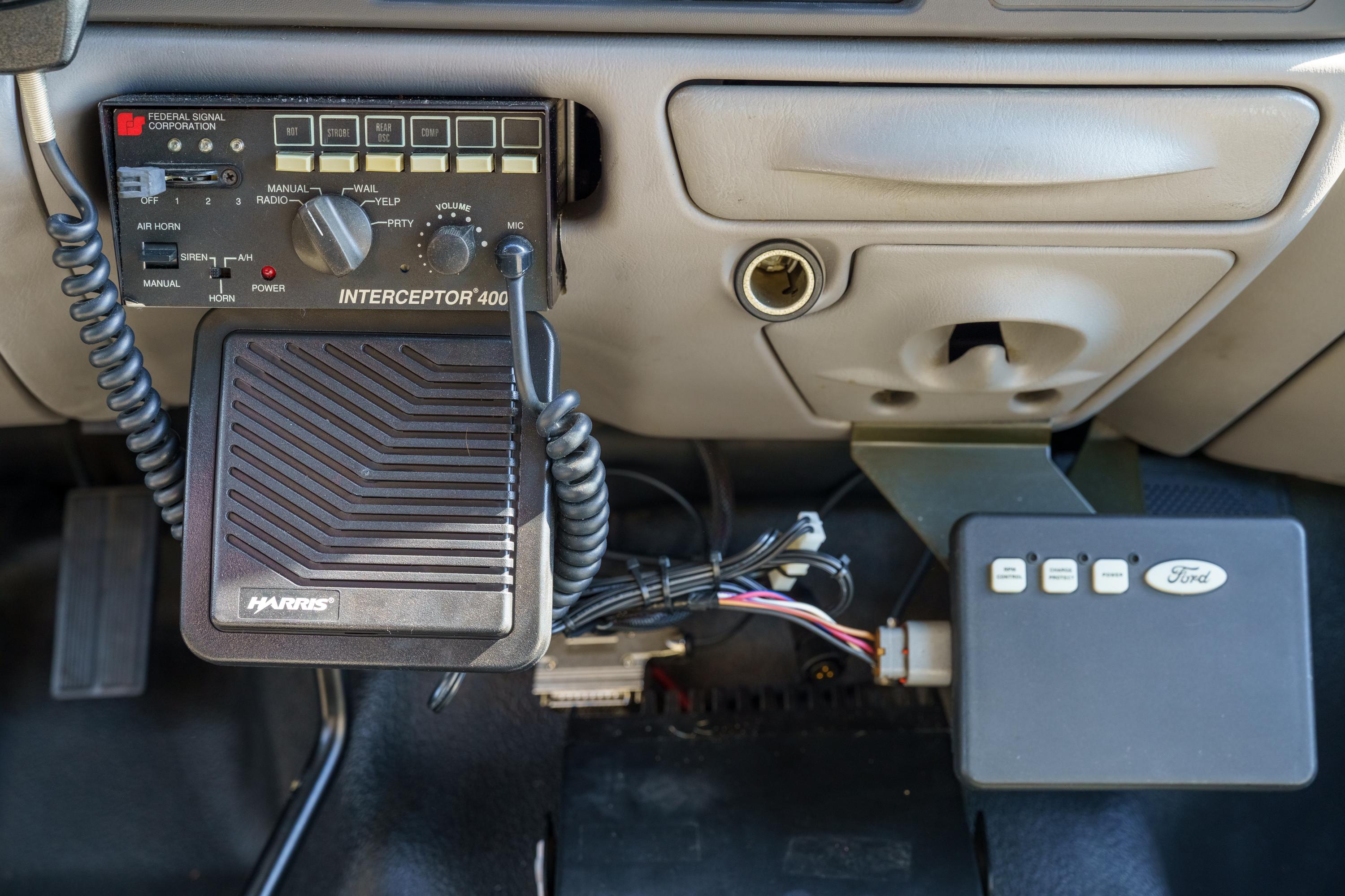 2000 Ford F-550 4x4 Brush Truck - image 79