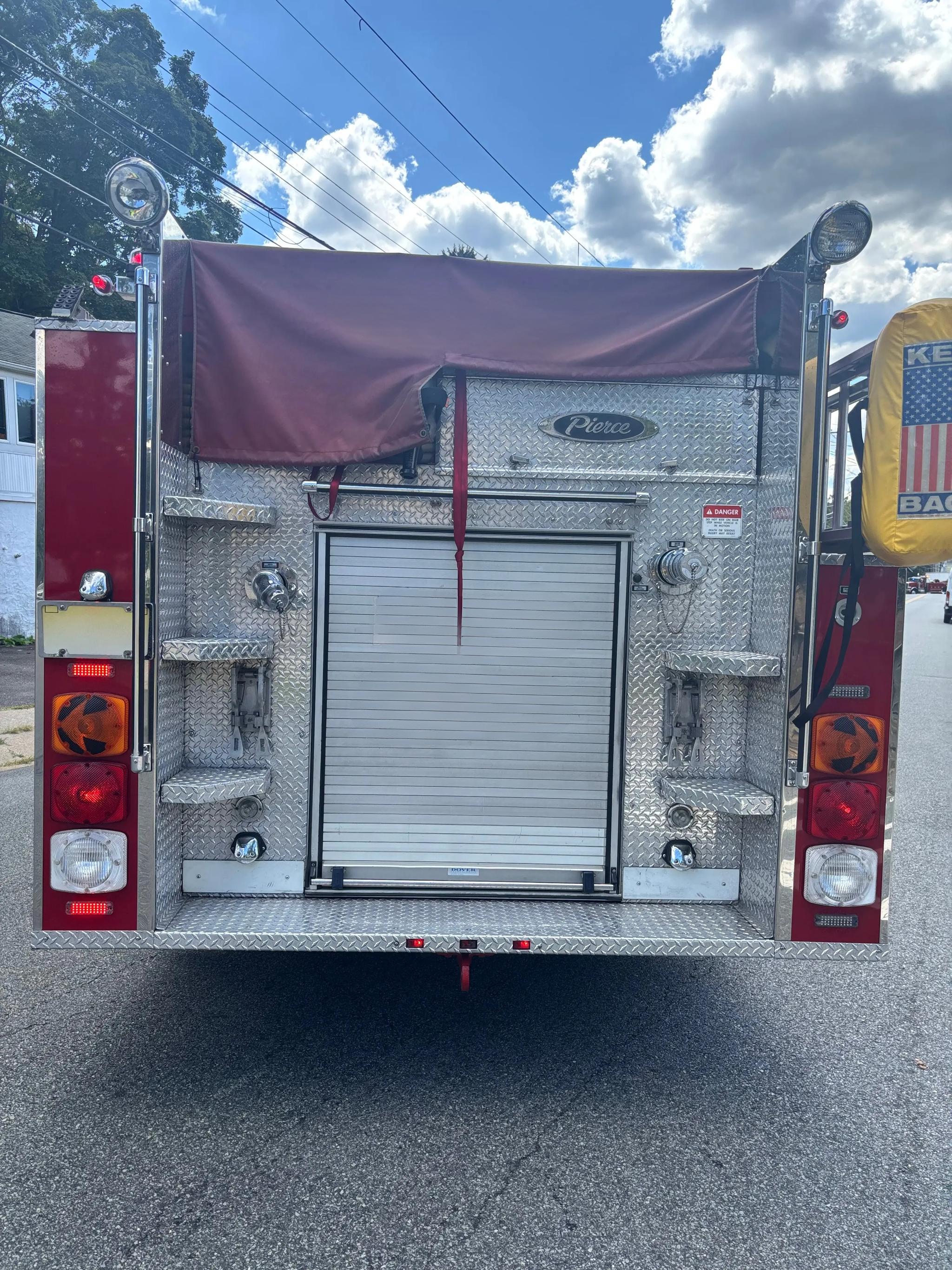 1995 Pierce Pumper - image 2