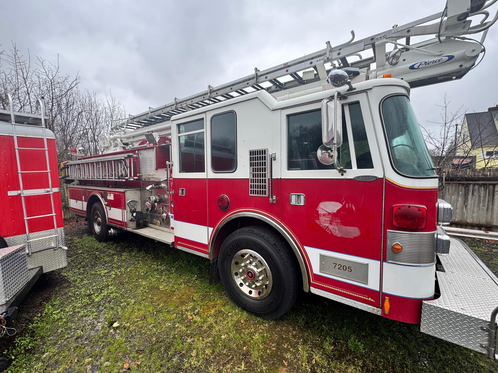 1994 Pierce Dash 50ft Tele-squirt - image 3