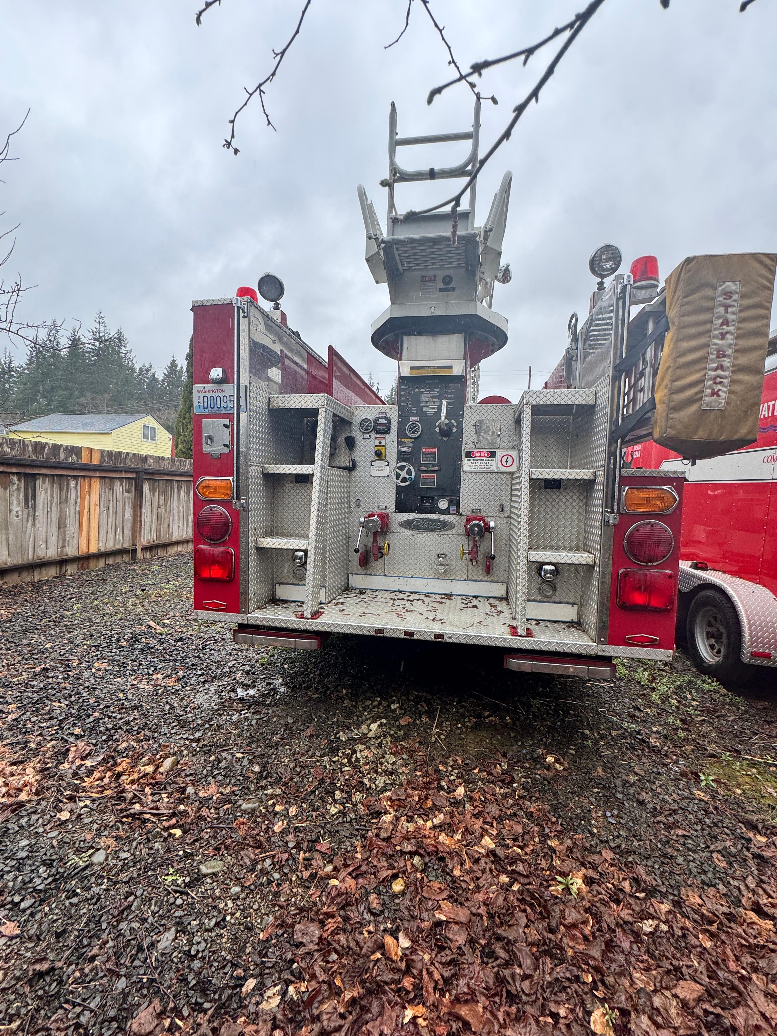 1994 Pierce Dash 50ft Tele-squirt - image 5