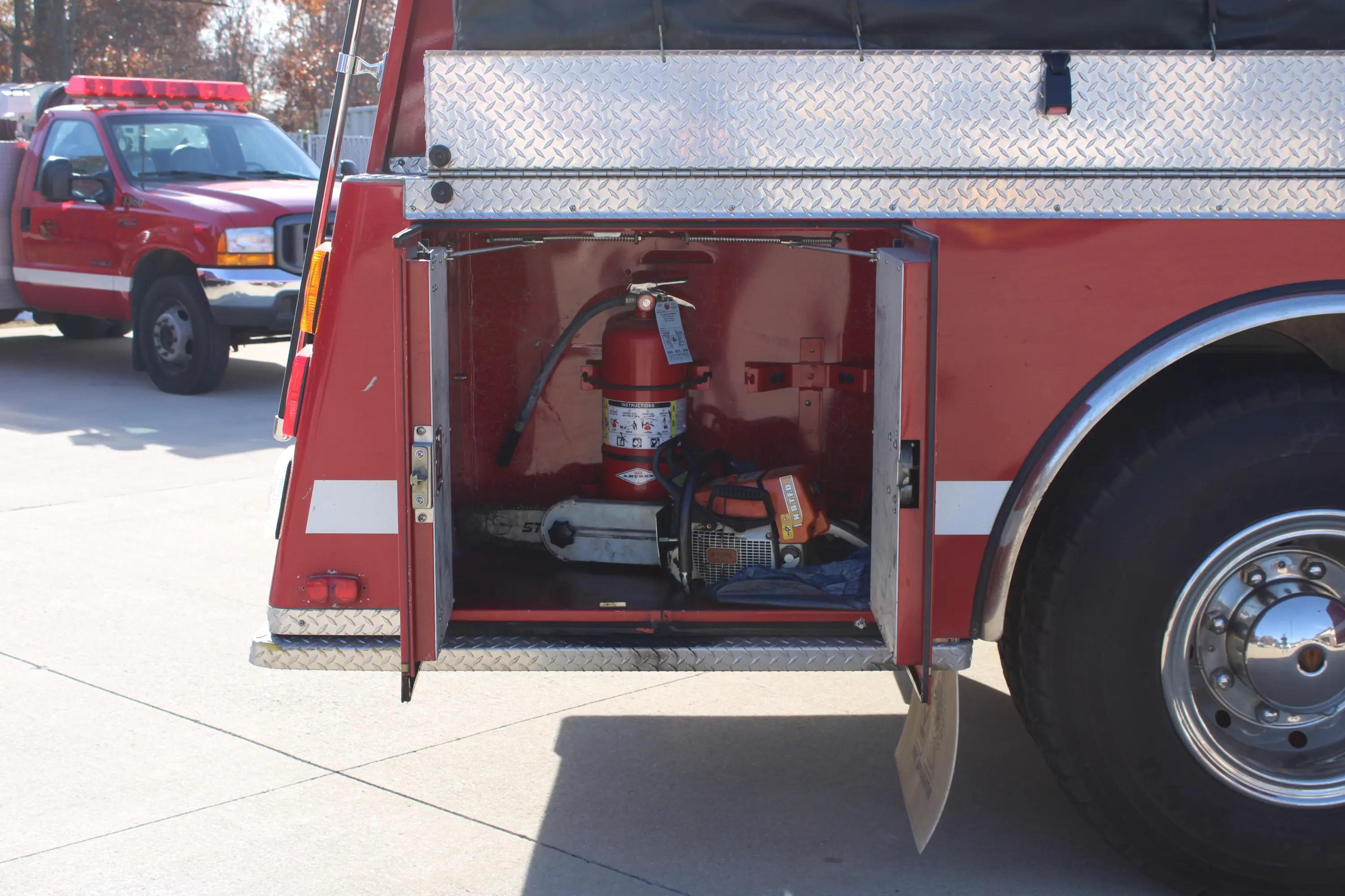 1996 KME Chevrolet Tanker - image 38