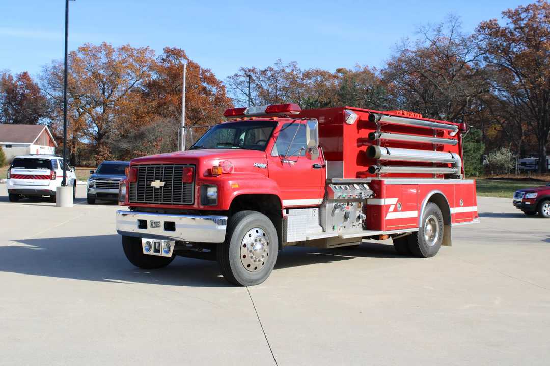 1996 KME Chevrolet Tanker