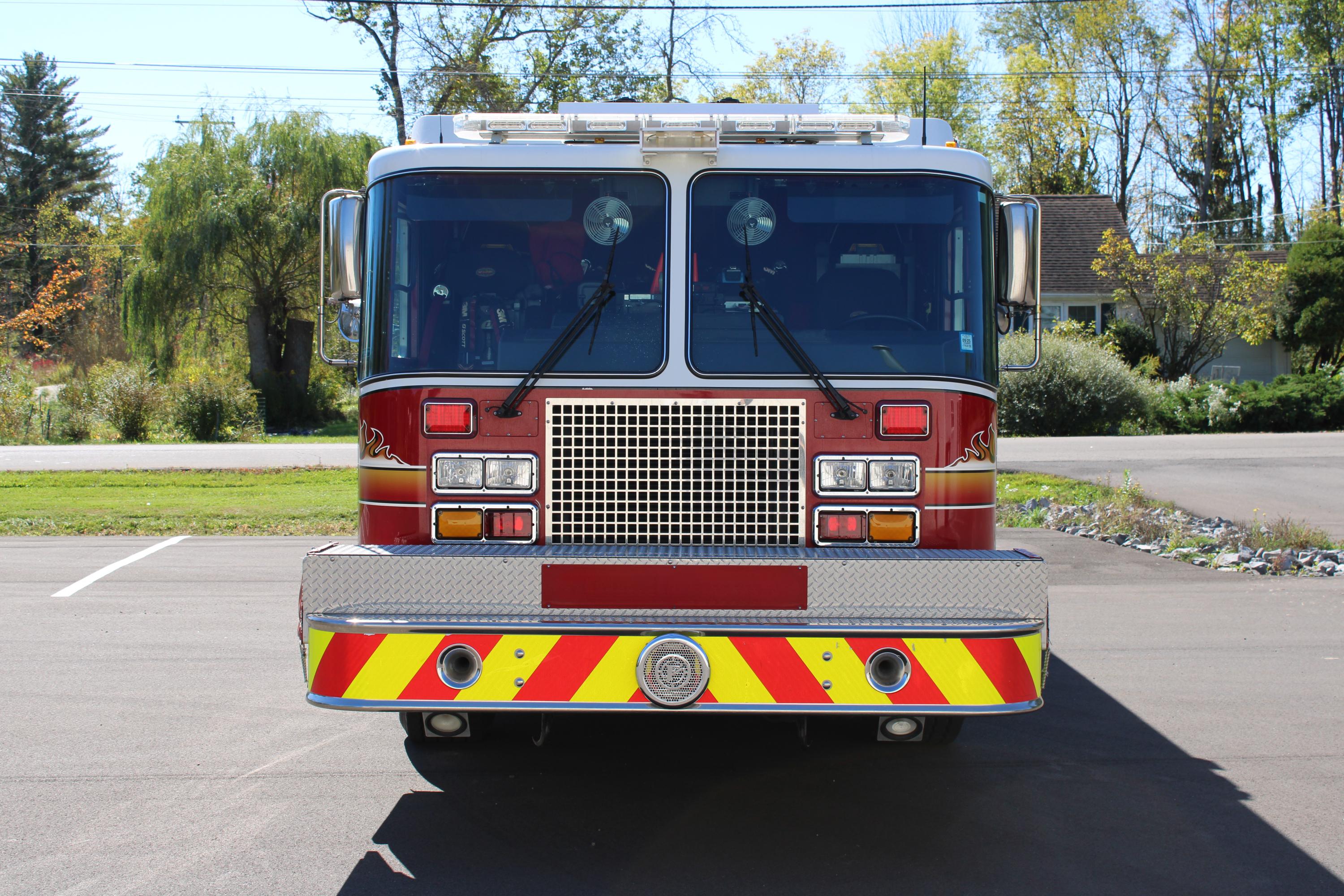 2011 KME Panther Pumper Tanker - image 2