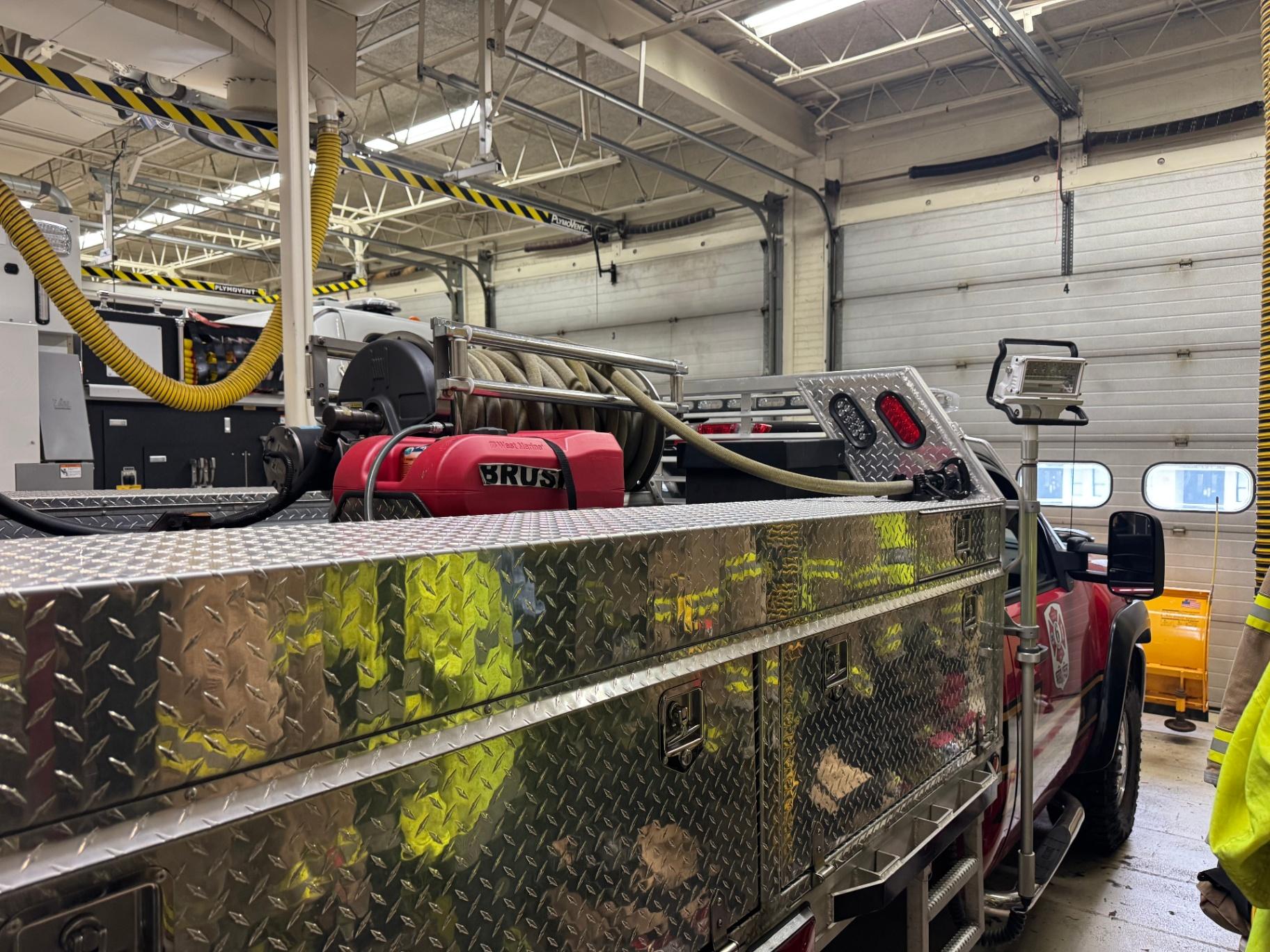 2010 Chevrolet 3500 Brush Truck - image 10