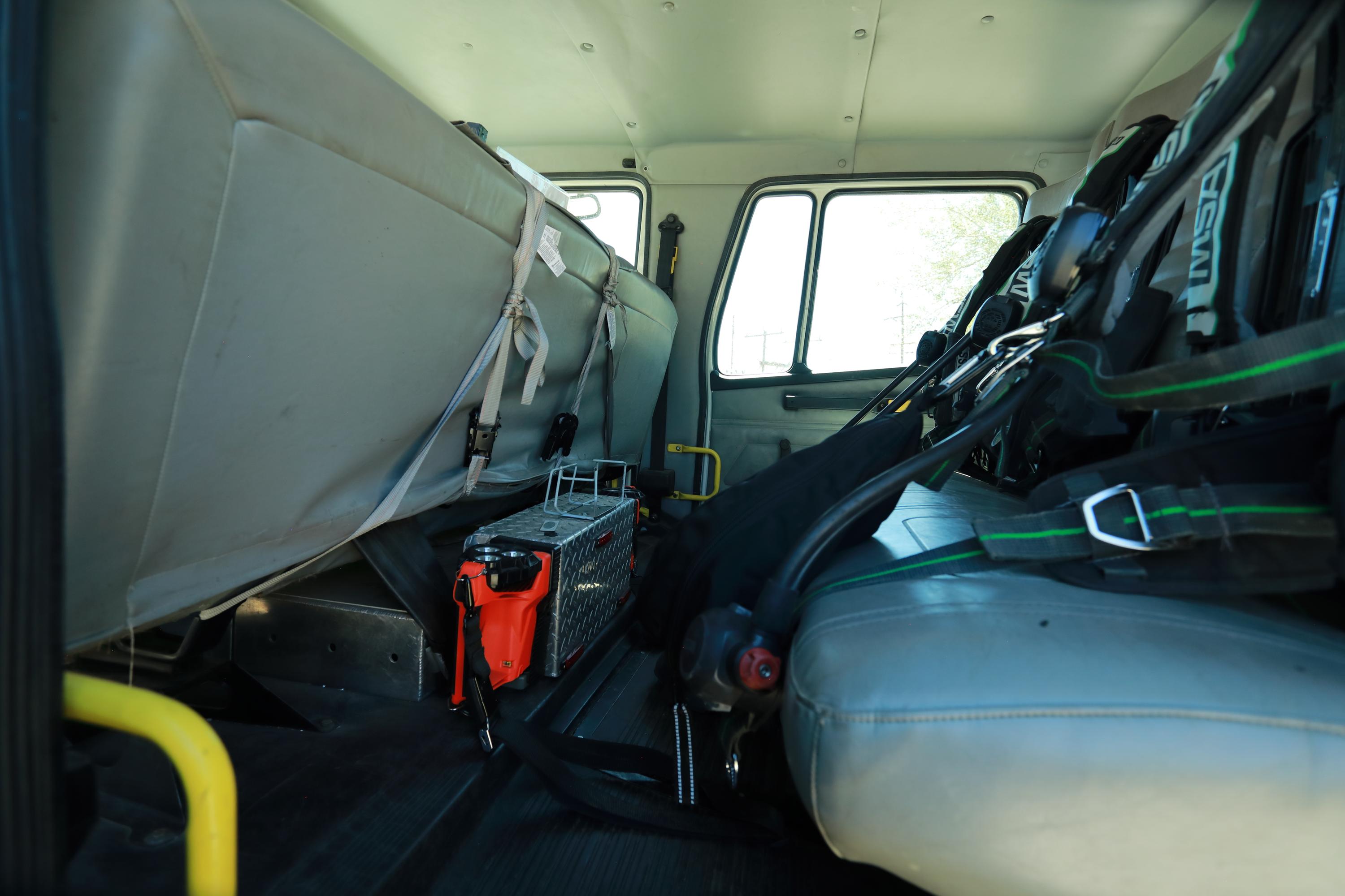 2001 Freightliner 114SD 4x4 Pumper - image 32