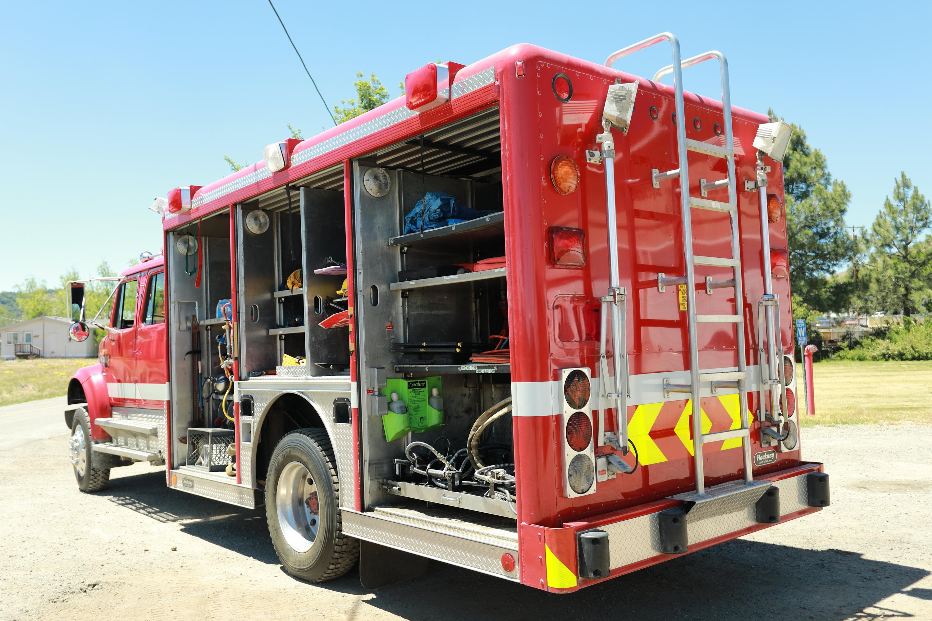 1991 International Heavy Rescue - image 8
