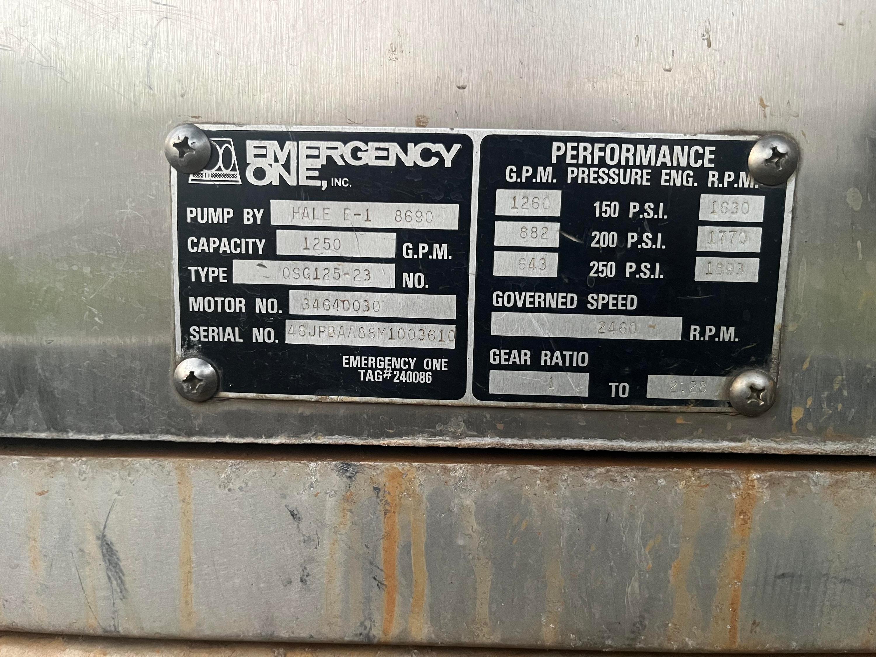 1991 E-One Cyclone Pumper - image 12