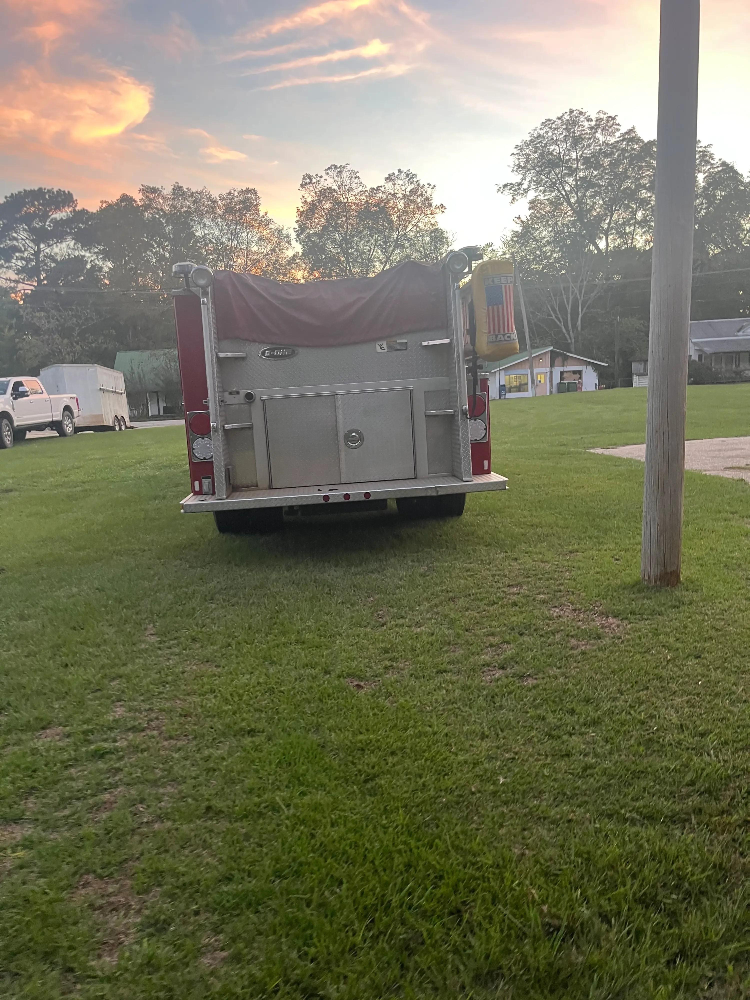 1991 E-One Cyclone Pumper - image 13