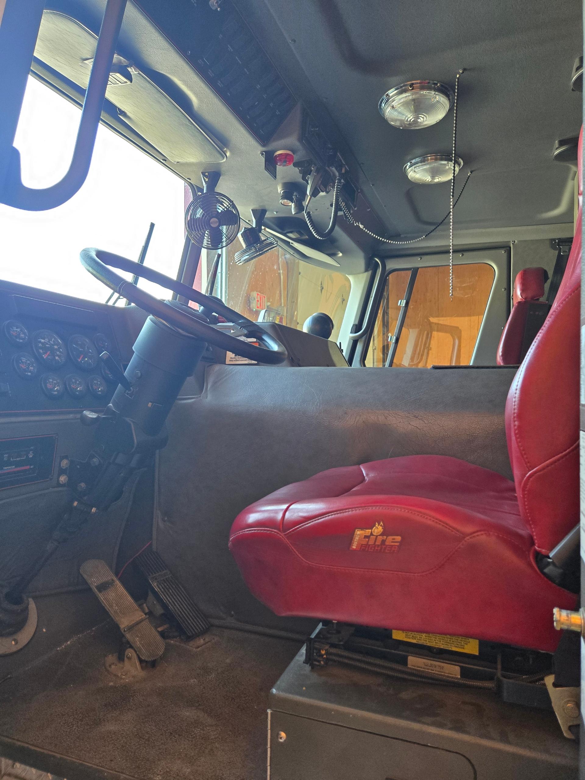 2000 E-One Cyclone Pumper - image 28