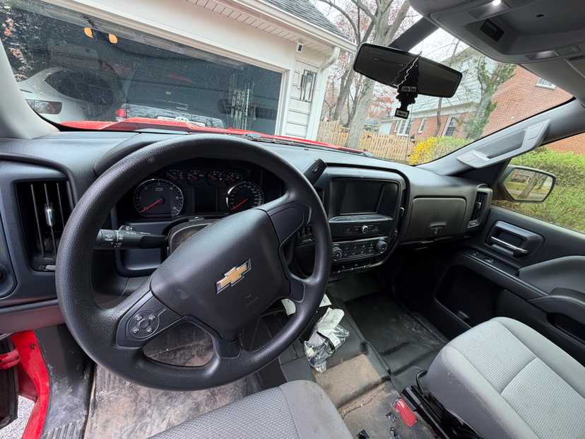 2018 Chevrolet Silverado — photo 5