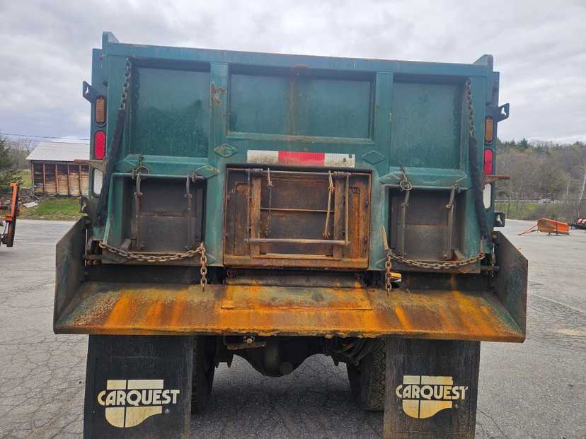 2012 International  7400 SFA 4×2 Dump Truck w/ Plow — photo 5