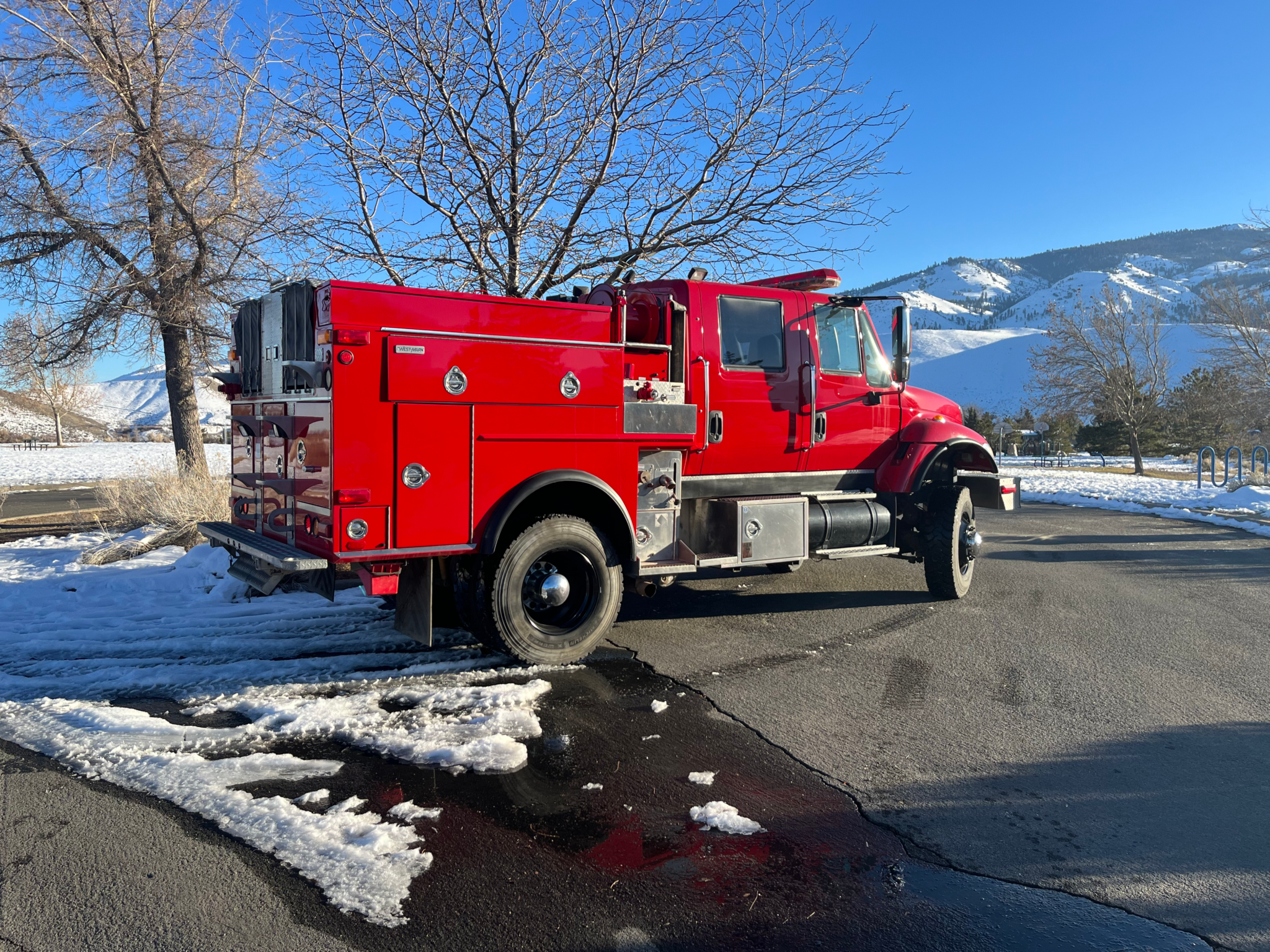 2005 International 4×4 Wildland 500/500/25 - image 4
