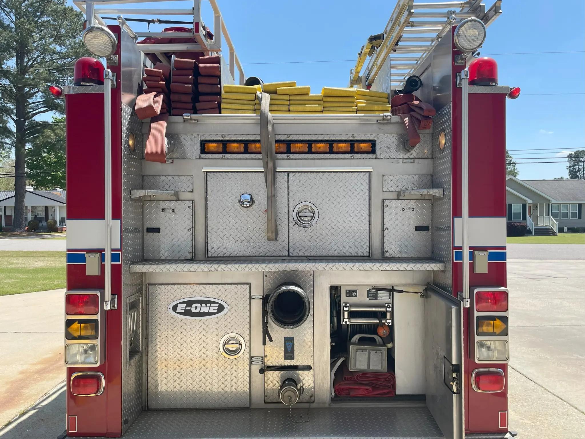 1998 E-One Custom Cab Pumper Tanker - image 11
