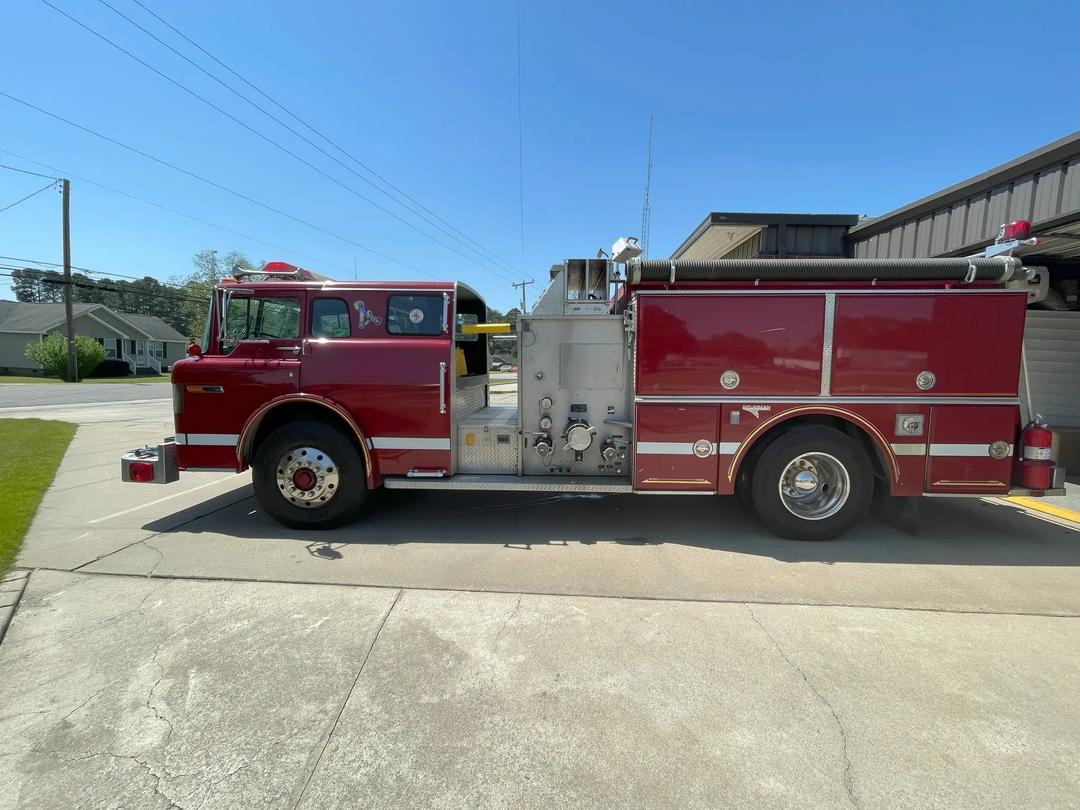 1990 Ford •	Ford 8000 Grumman Cab Over 