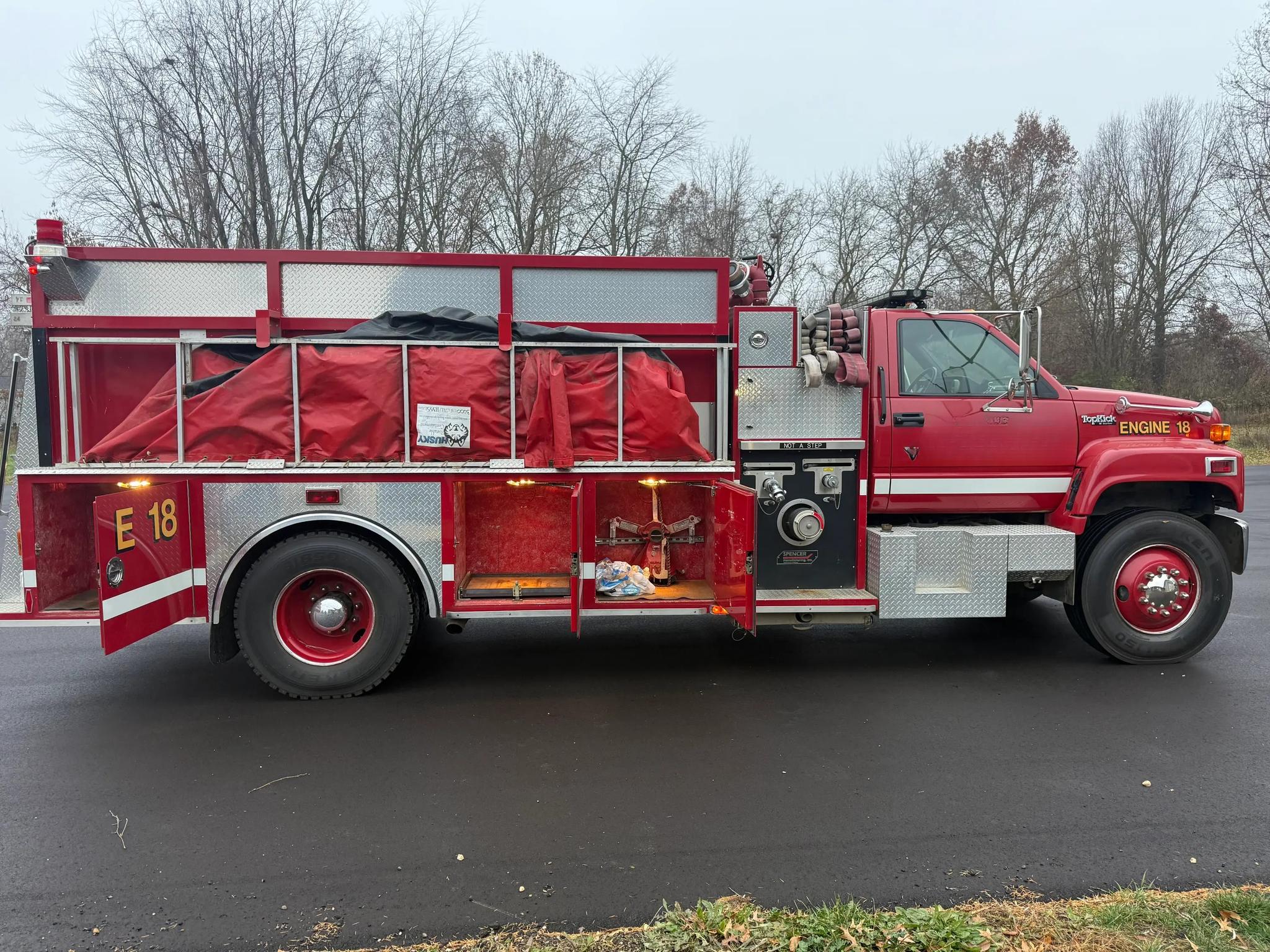 1994 Spencer GMC Pumper Tanker - image 3