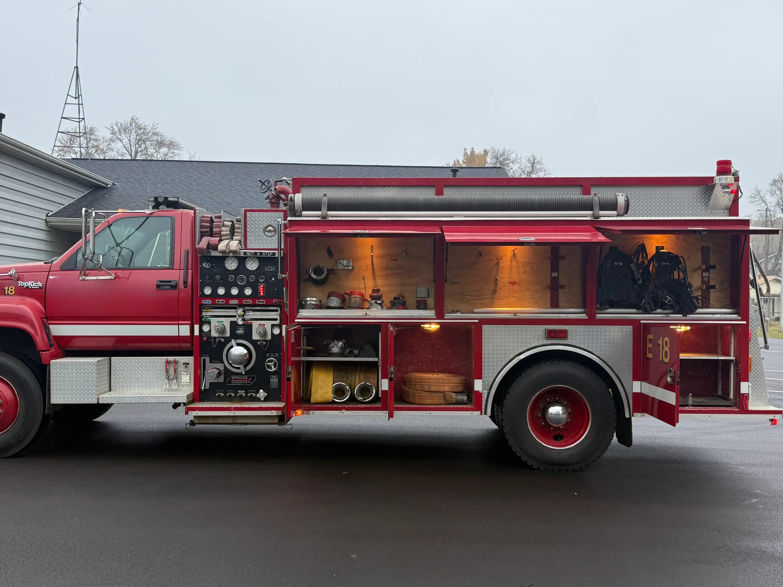 1994 Spencer GMC Pumper Tanker - image 7
