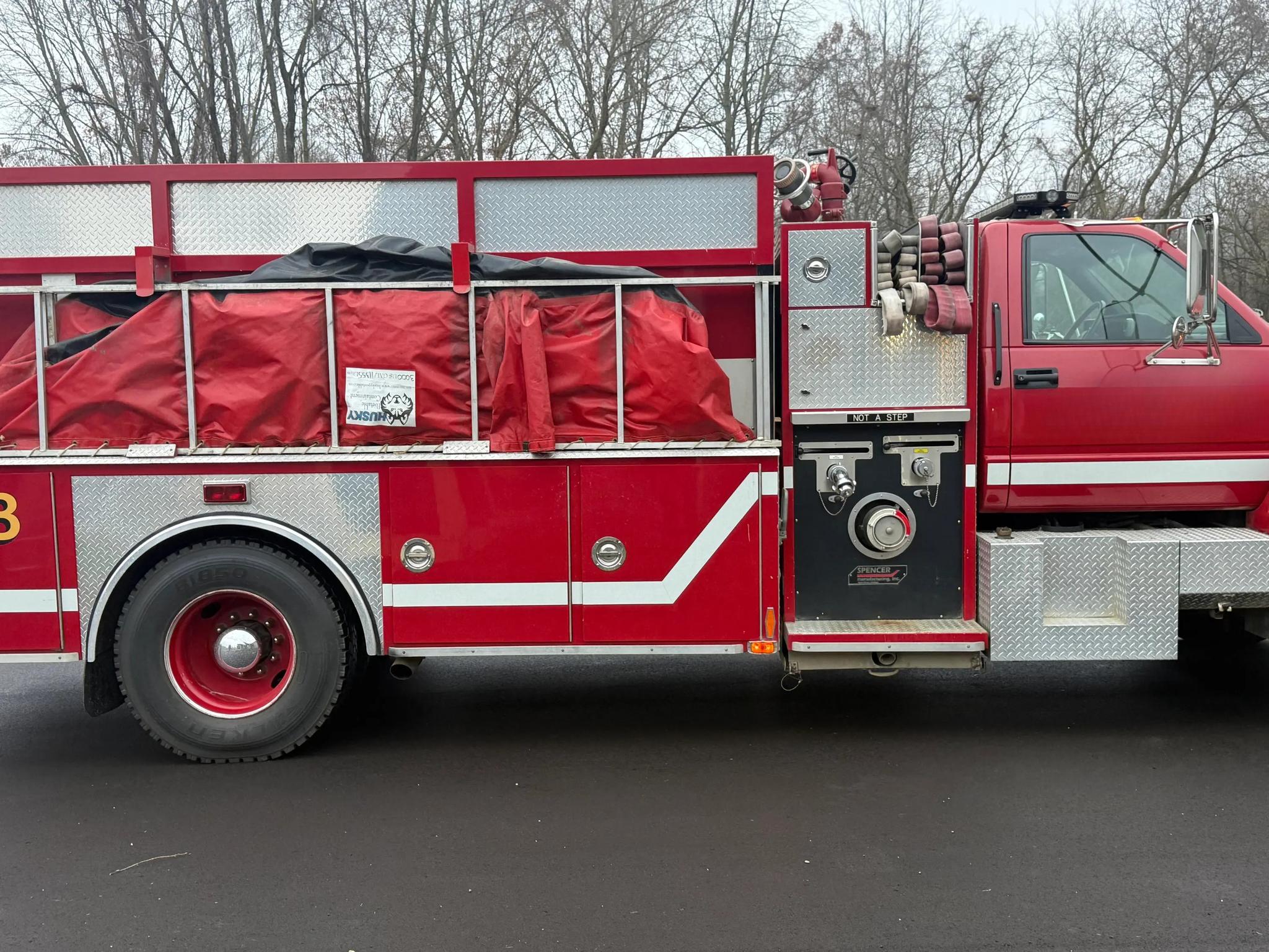 1994 Spencer GMC Pumper Tanker - image 4