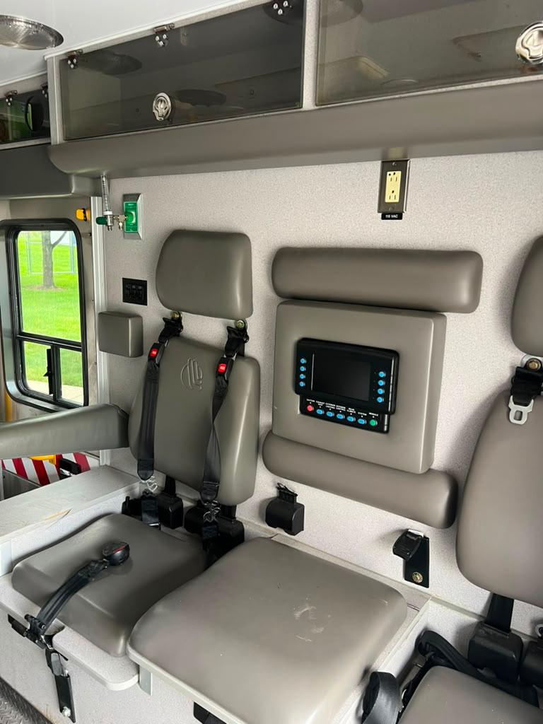 2014 Wheeled Coach Chevrolet Type II Ambulance - image 3