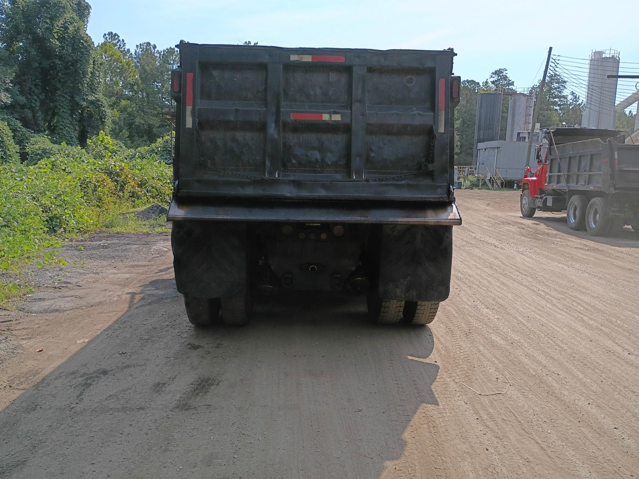 1997 Ford L9000 Dump Truck - image 2