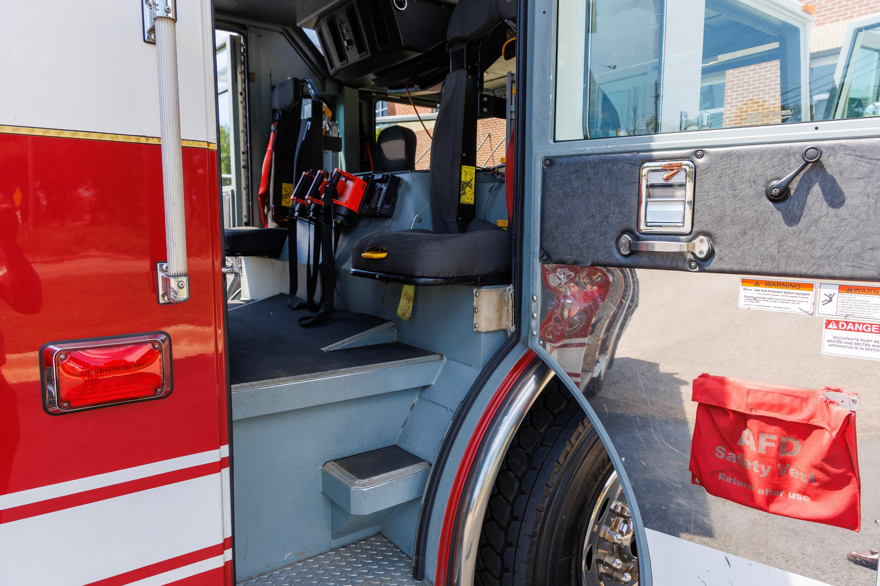 2007 Pierce Dash Pumper - image 18