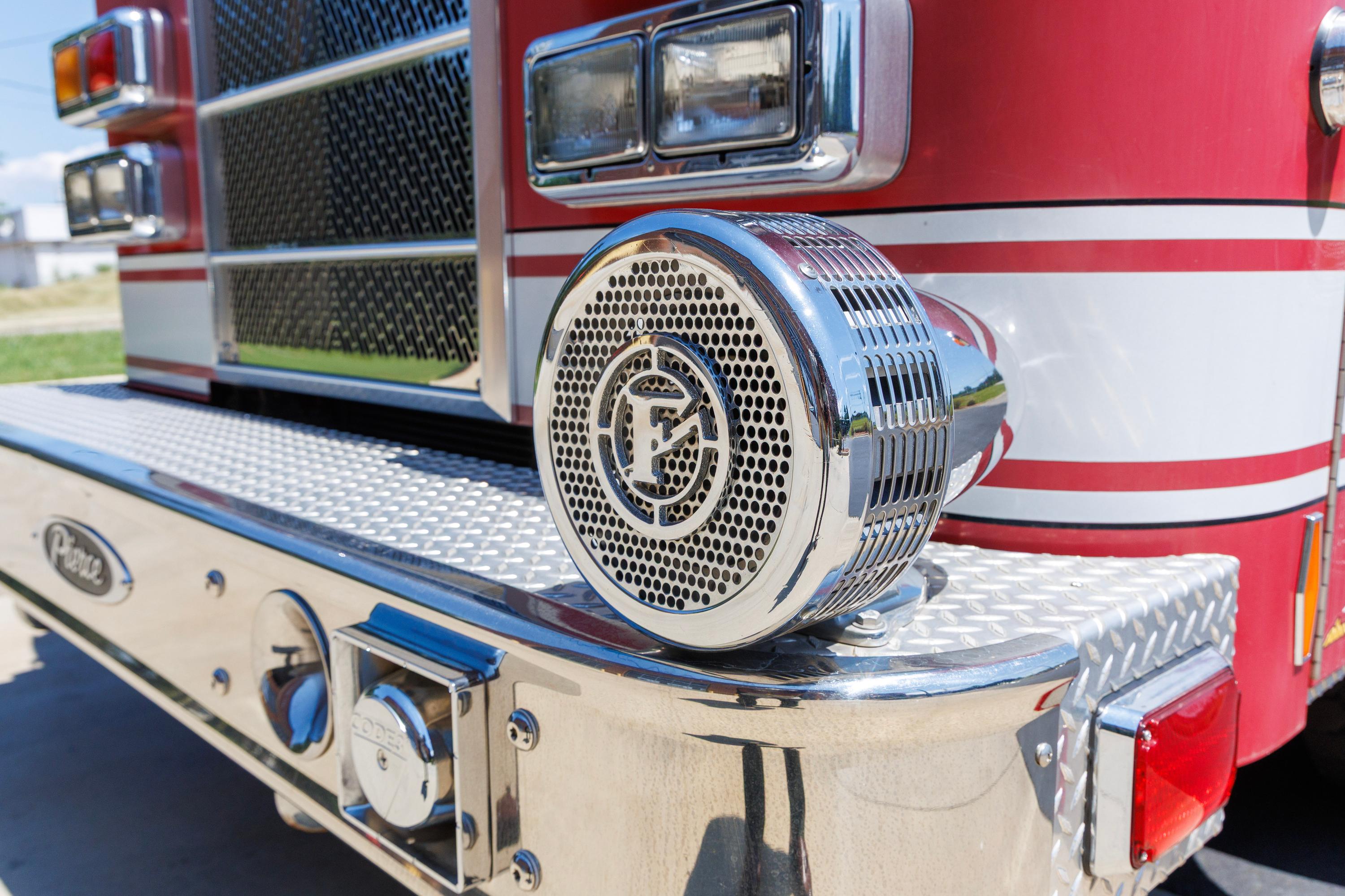 2004 Pierce Lance Heavy Rescue - image 10